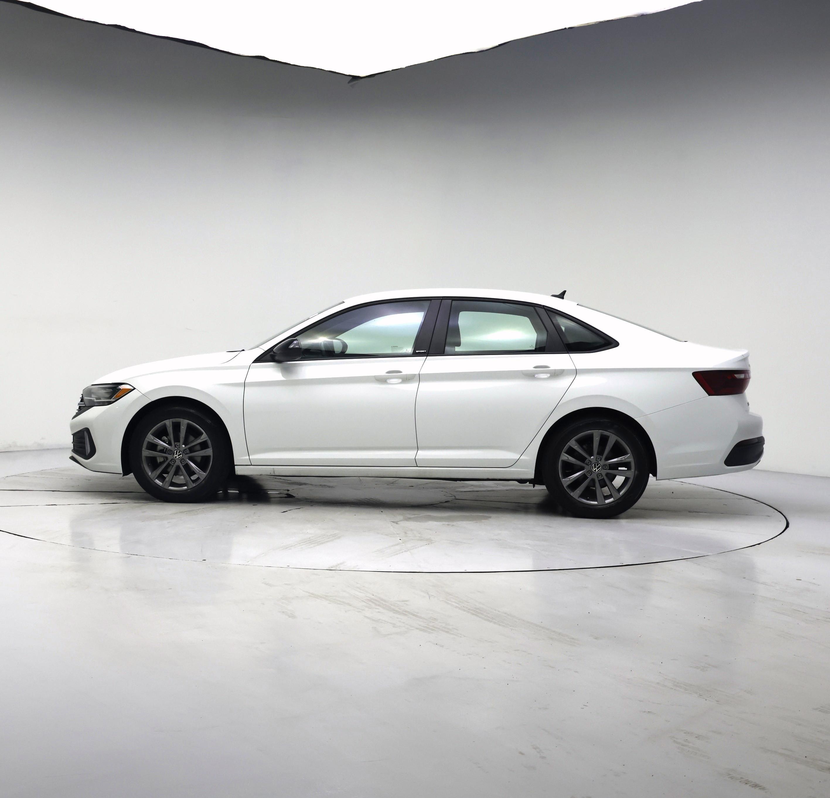 Thumbnail: 2024 Volkswagen Jetta - 3