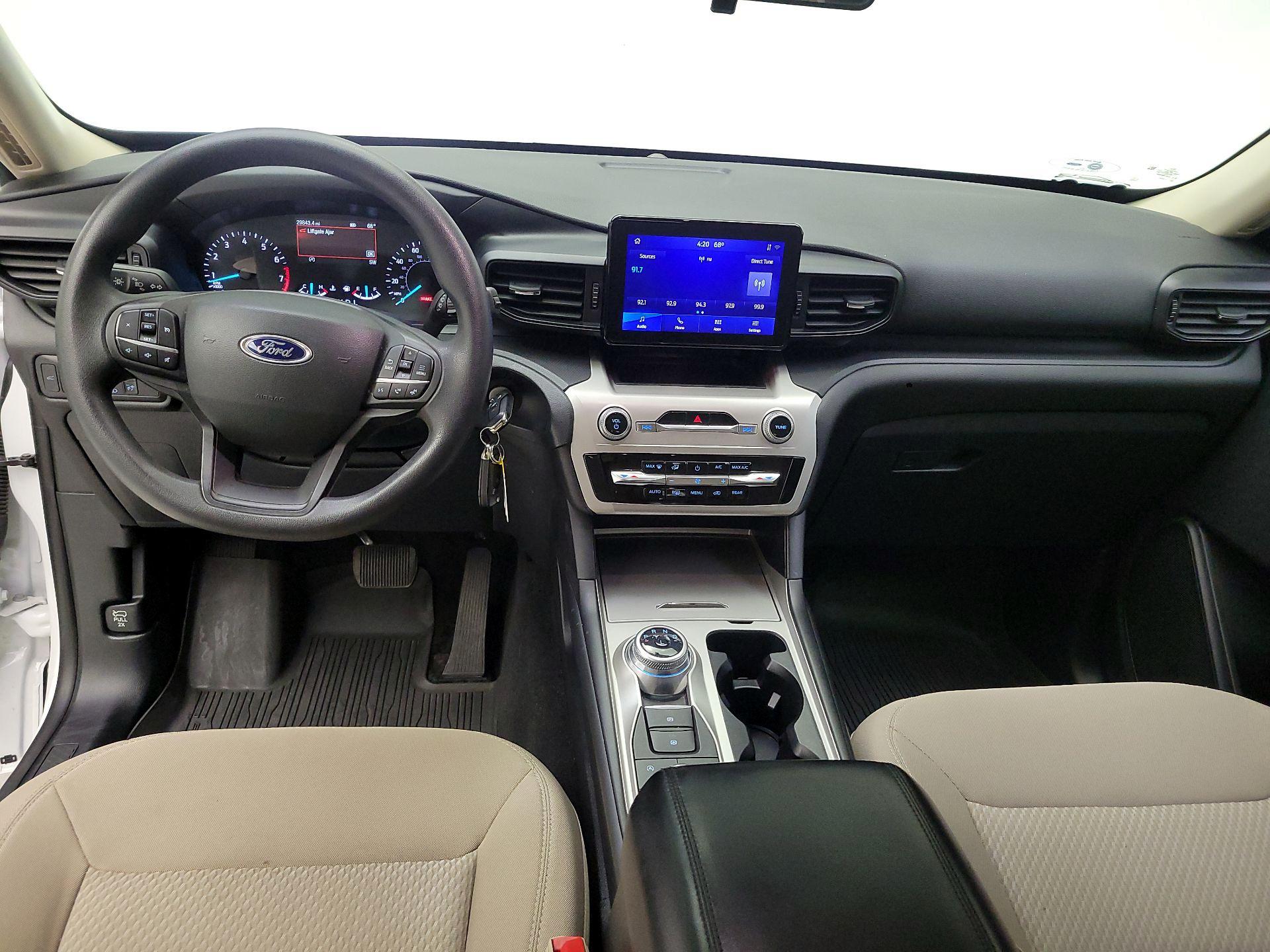 Thumbnail: 2022 Ford Explorer - 9