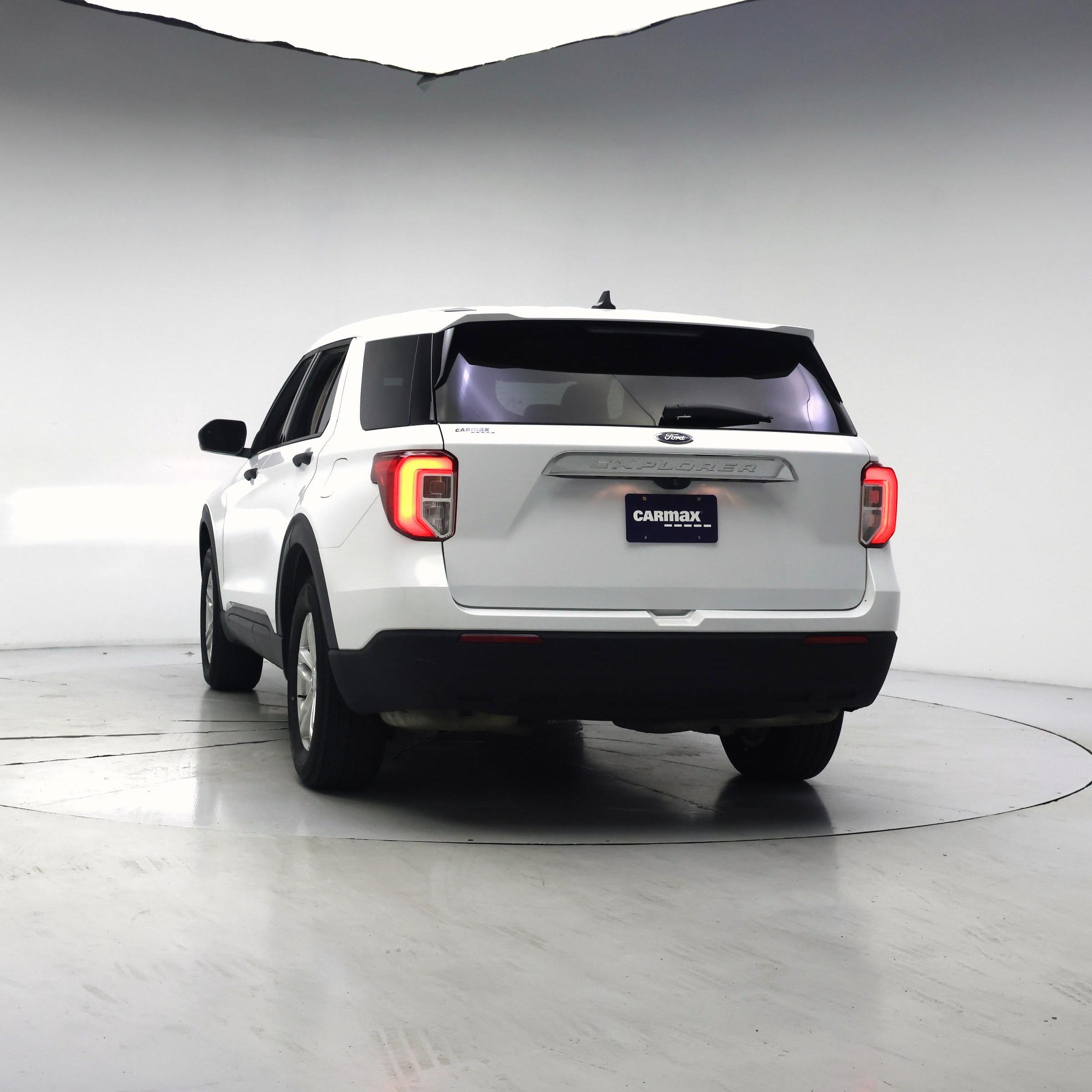 Thumbnail: 2022 Ford Explorer - 6