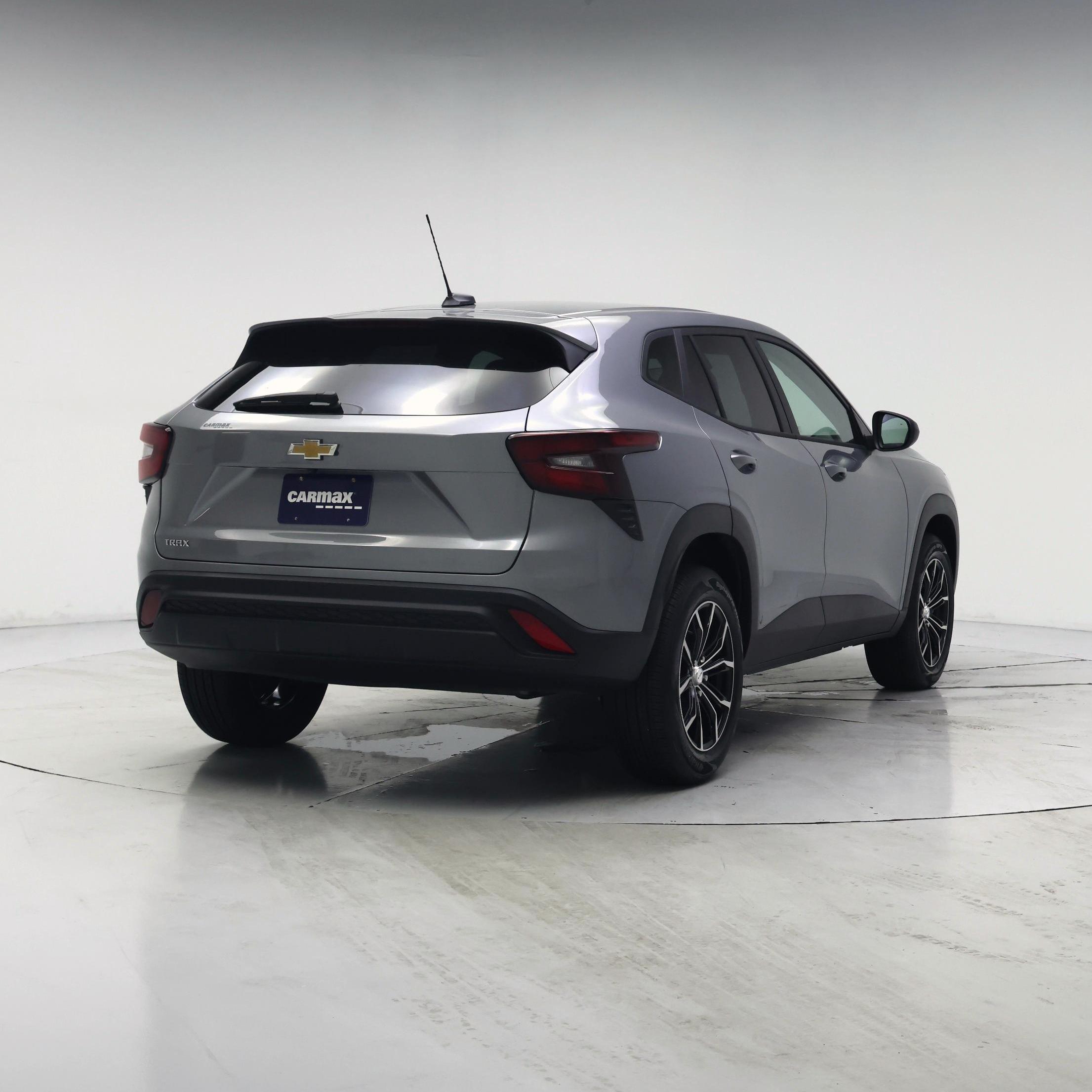Thumbnail: 2025 Chevrolet Trax - 8