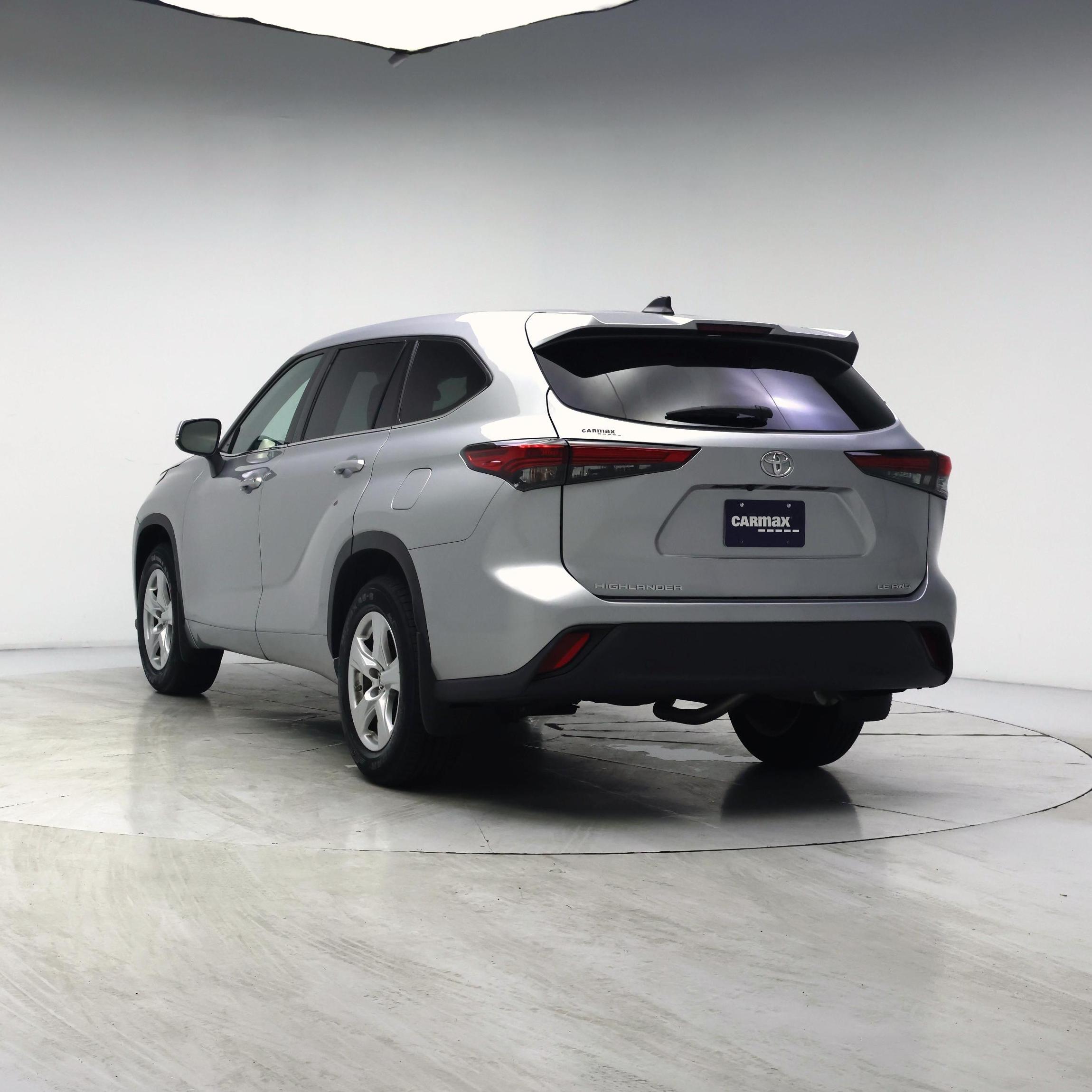 Thumbnail: 2022 Toyota Highlander - 2