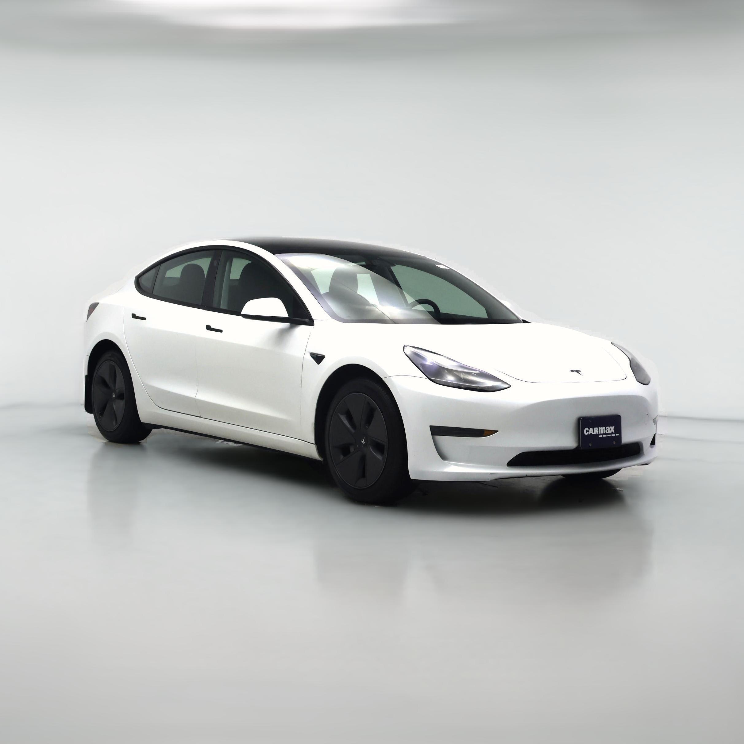 Thumbnail: 2023 Tesla Model 3 - 1