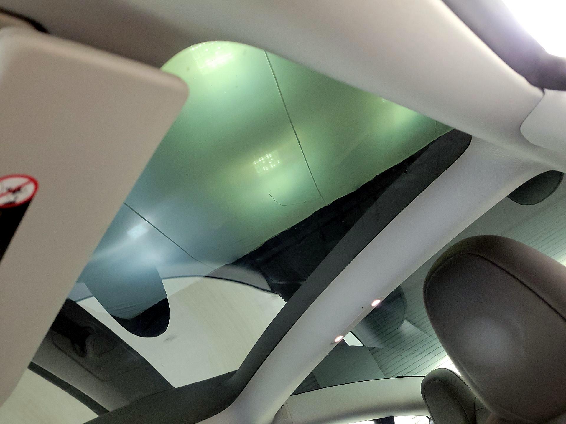 Thumbnail: 2023 Tesla Model 3 - 18
