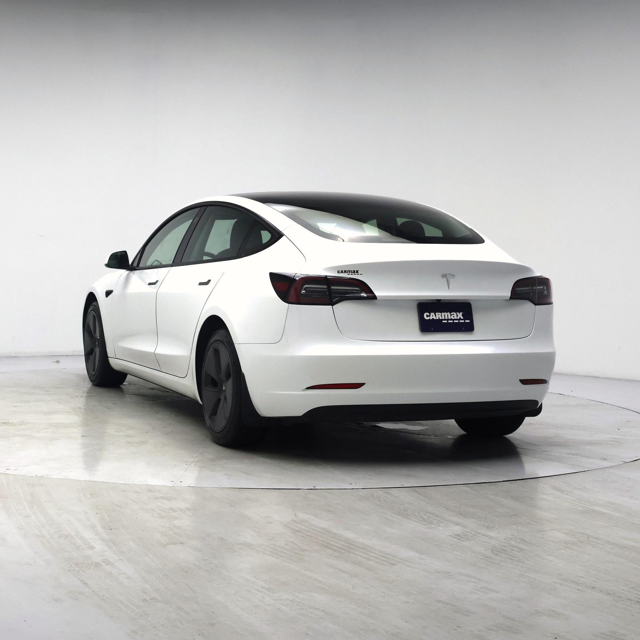 Thumbnail: 2023 Tesla Model 3 - 6