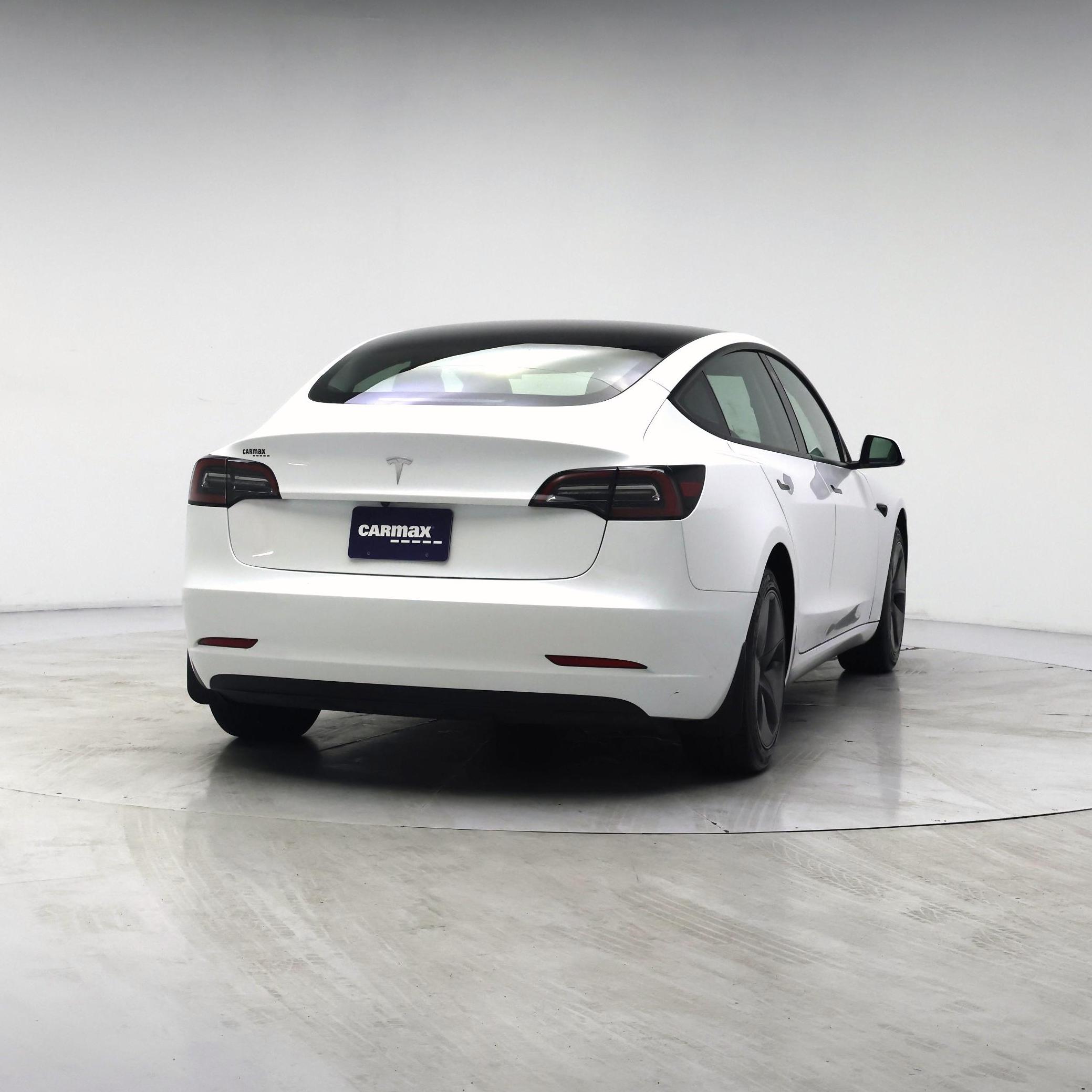 Thumbnail: 2023 Tesla Model 3 - 8