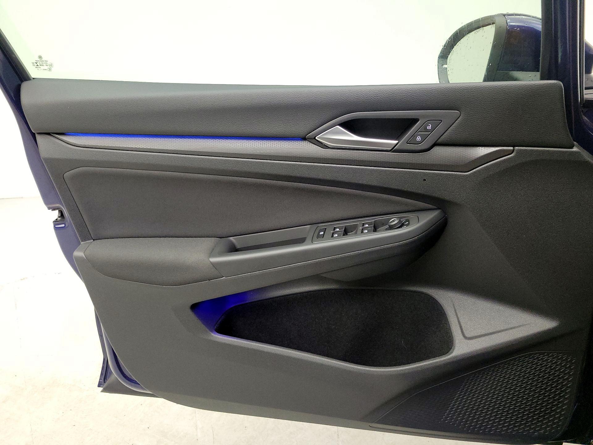 Thumbnail: 2022 Volkswagen Golf - 12