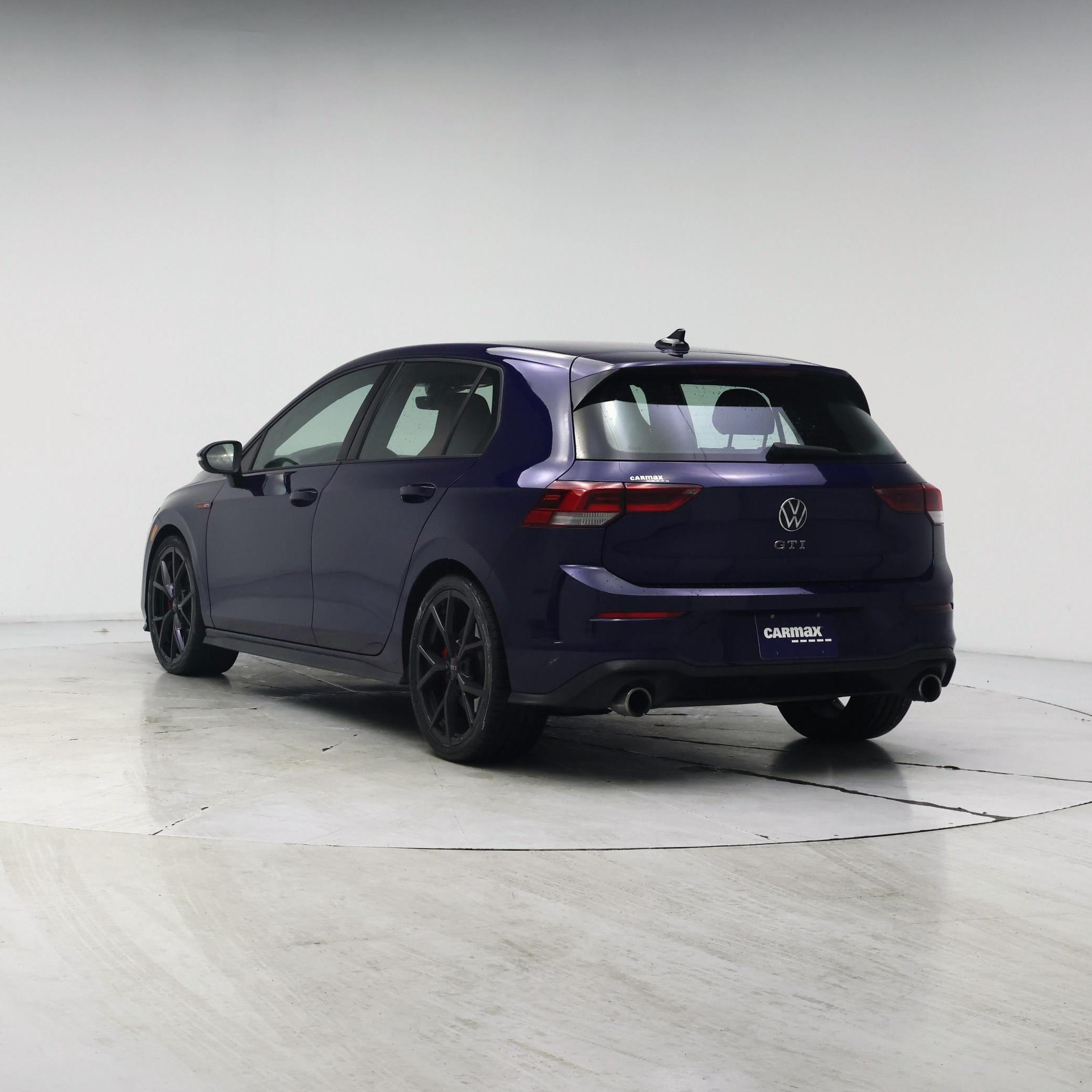 Thumbnail: 2022 Volkswagen Golf - 2