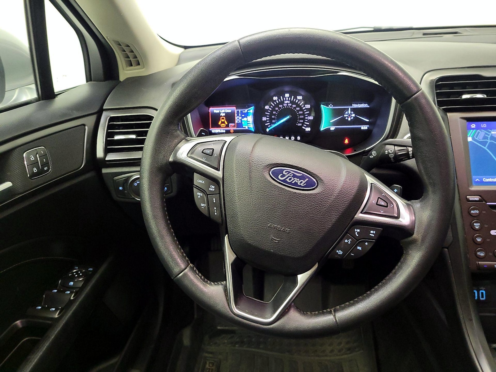 2020 Ford Fusion Titanium - Photo 11
