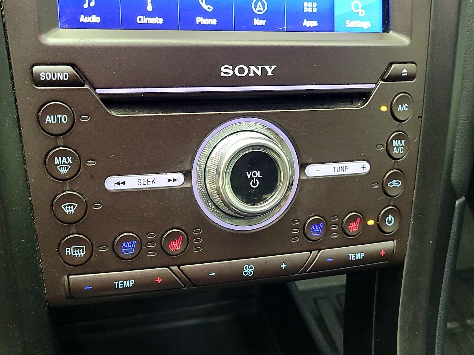 2020 Ford Fusion Titanium - Photo 18