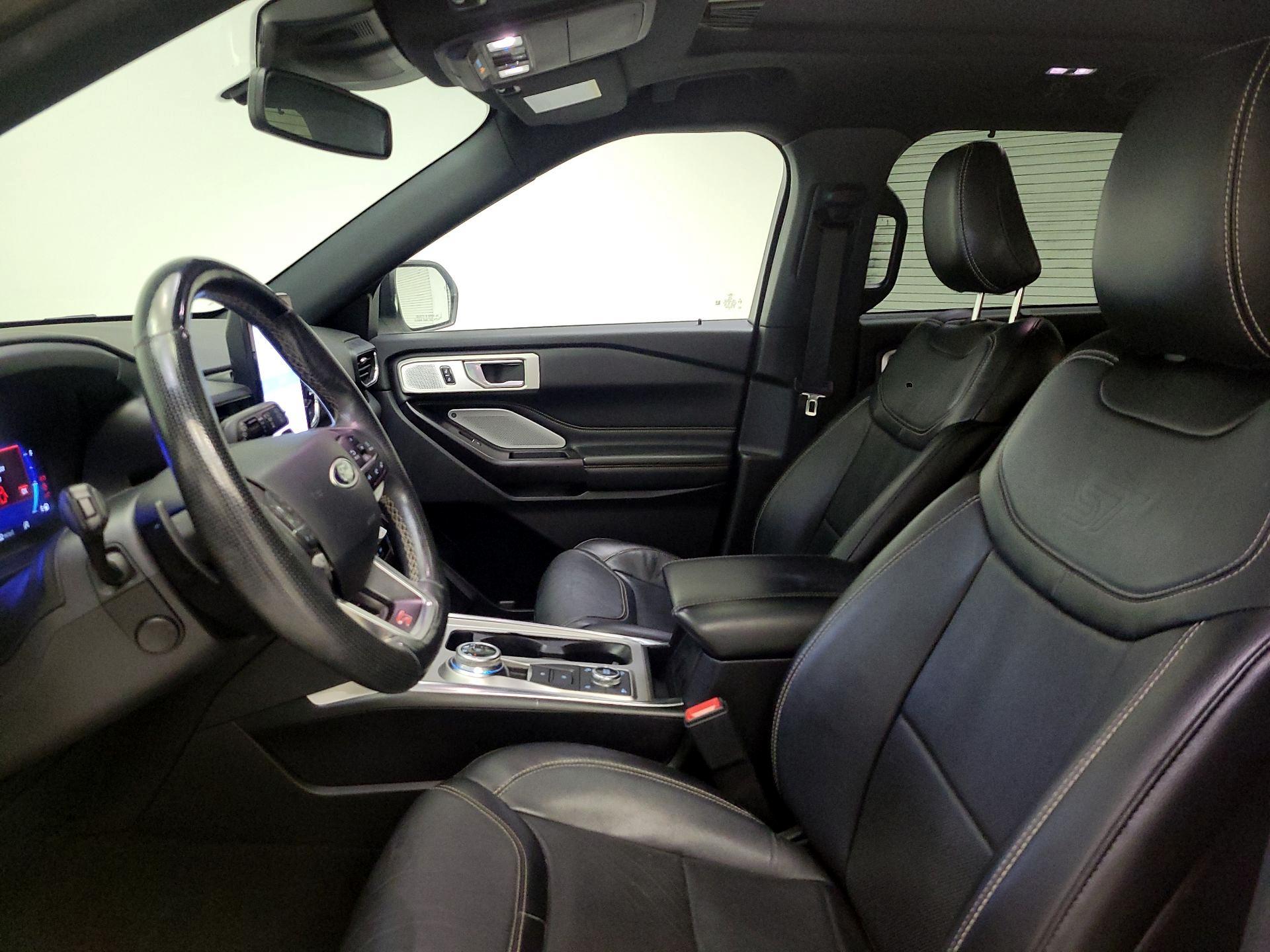 Thumbnail: 2020 Ford Explorer - 11