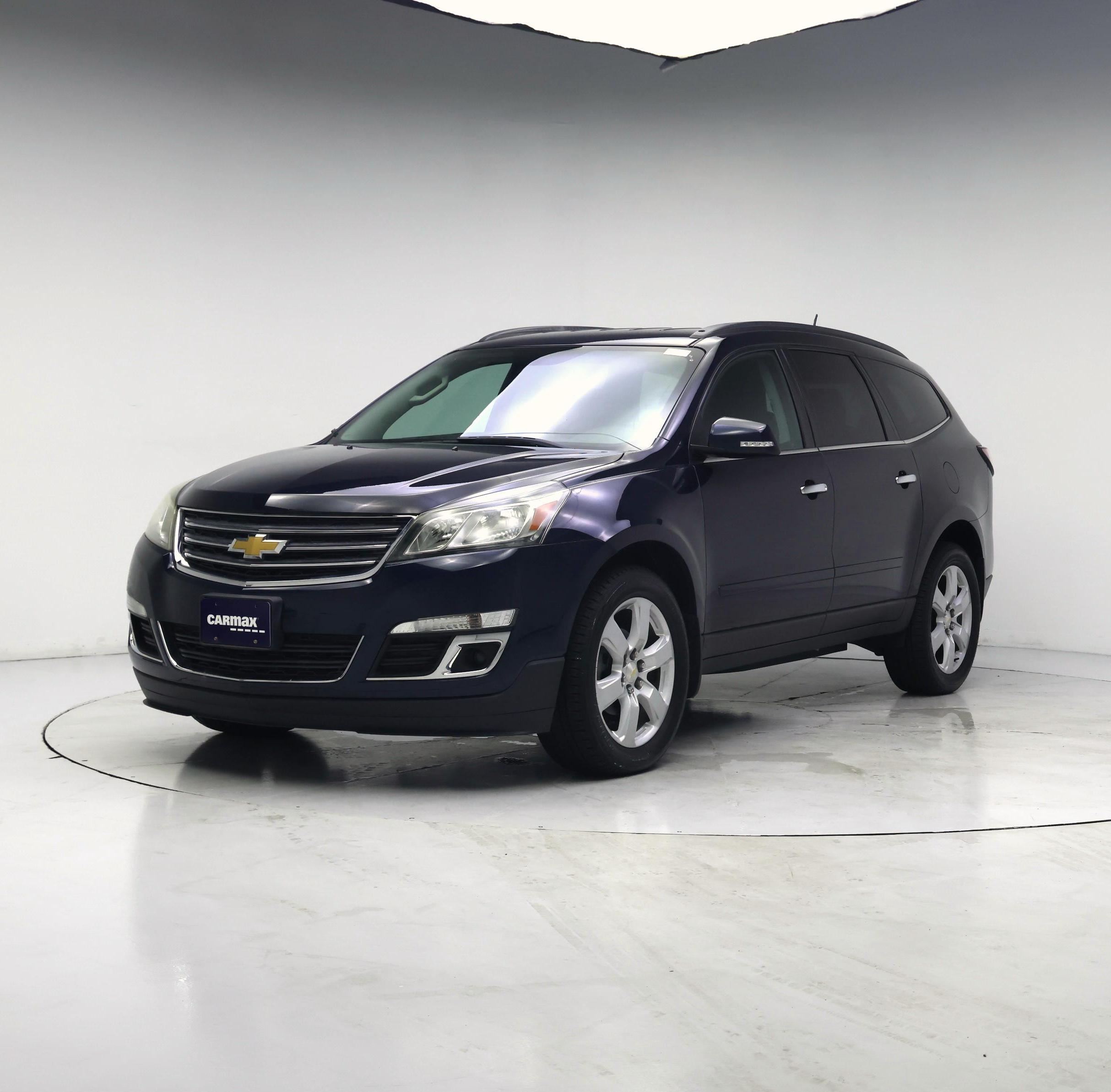 Thumbnail: 2017 Chevrolet Traverse - 4