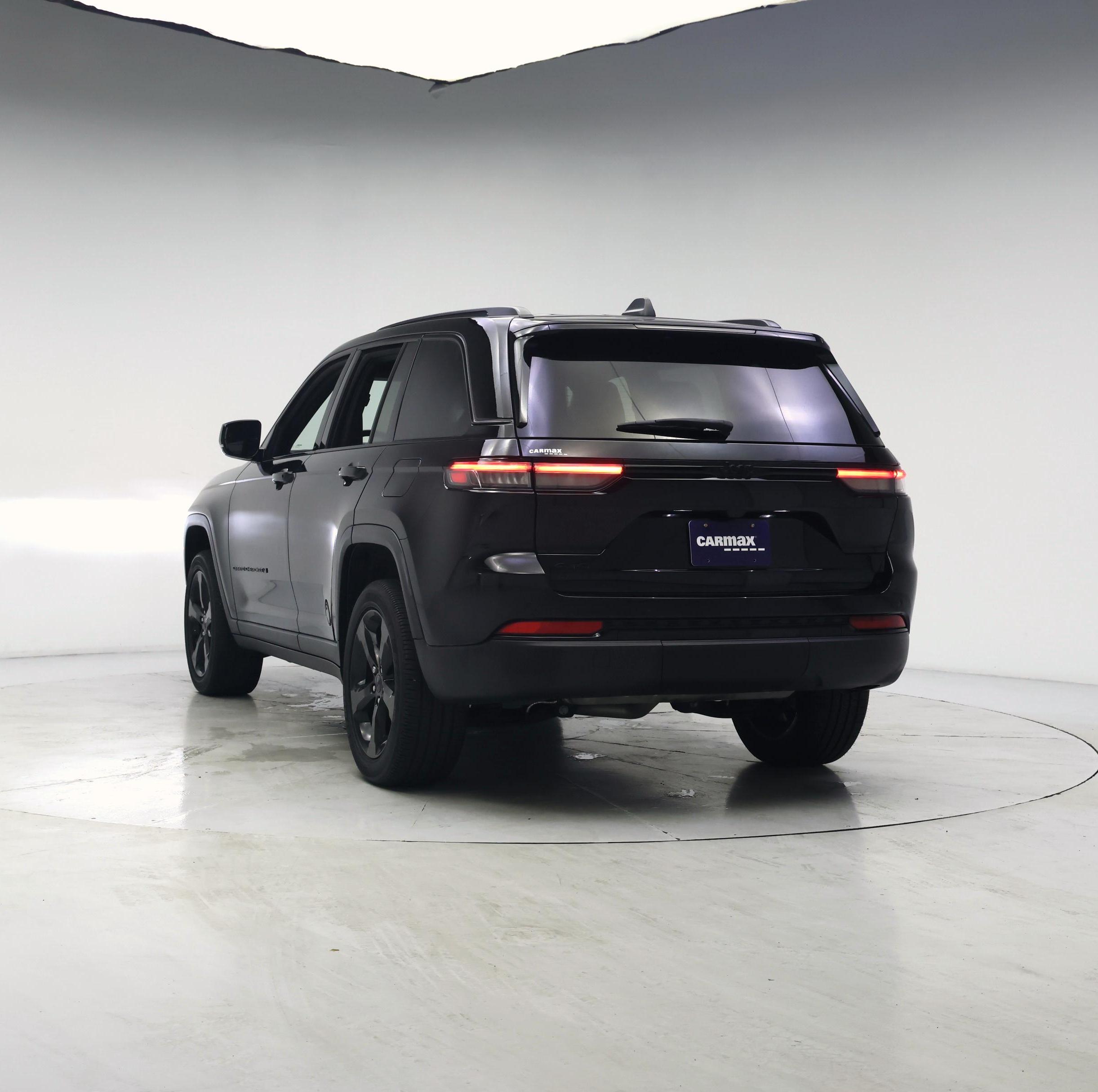 Thumbnail: 2023 Jeep Grand Cherokee - 2