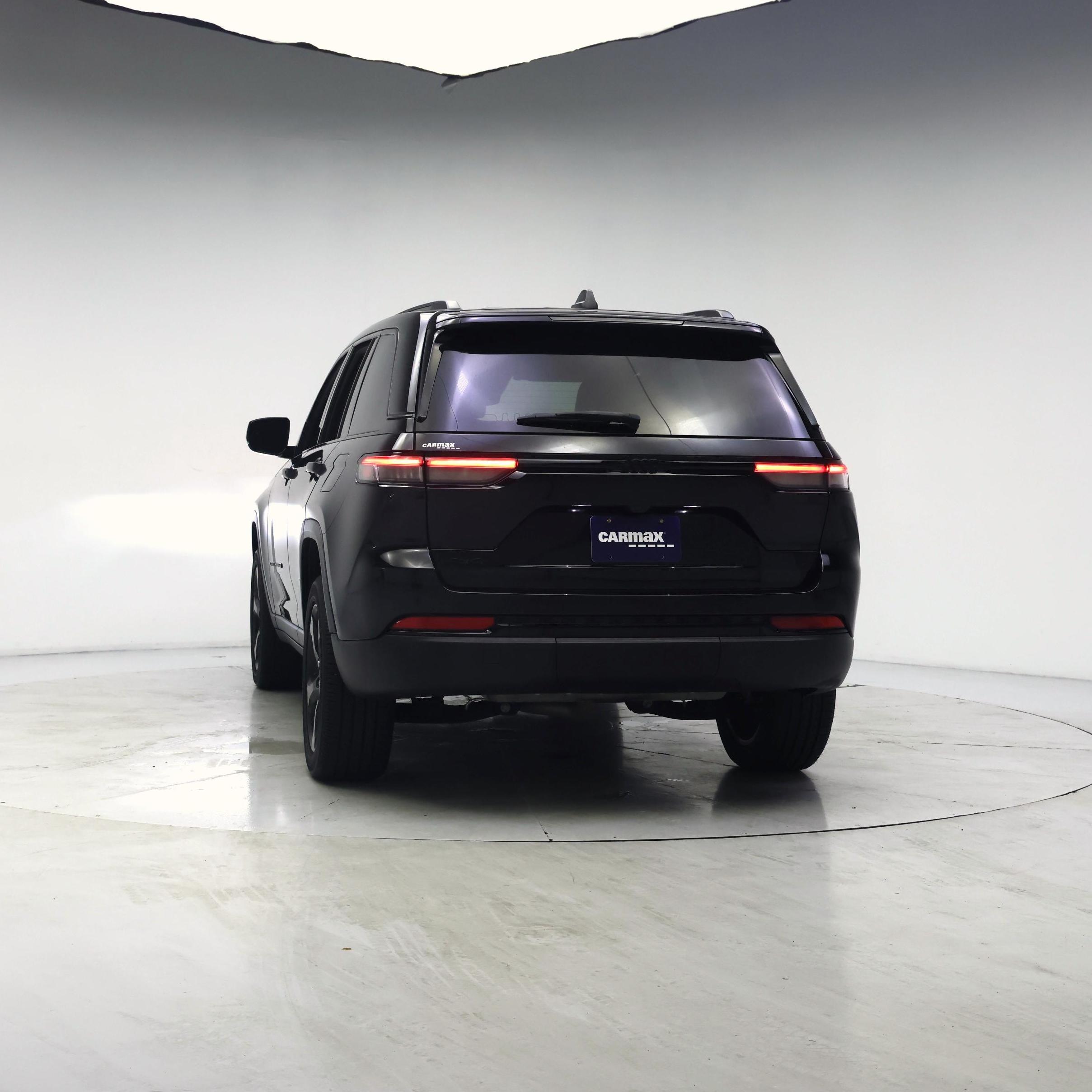 Thumbnail: 2023 Jeep Grand Cherokee - 6