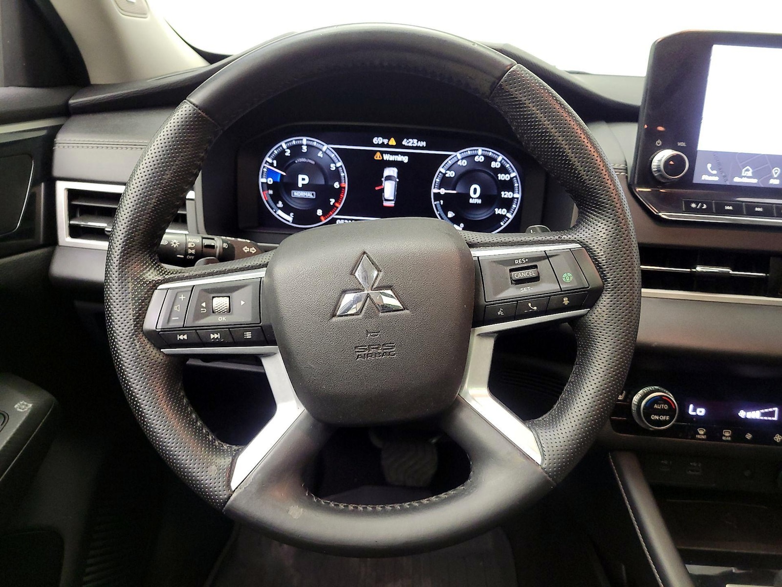 2022 Mitsubishi Outlander SE - Photo 11