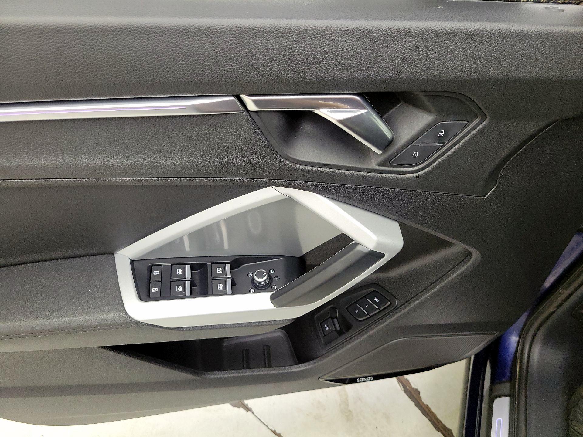 Thumbnail: 2022 Audi Q3 - 12