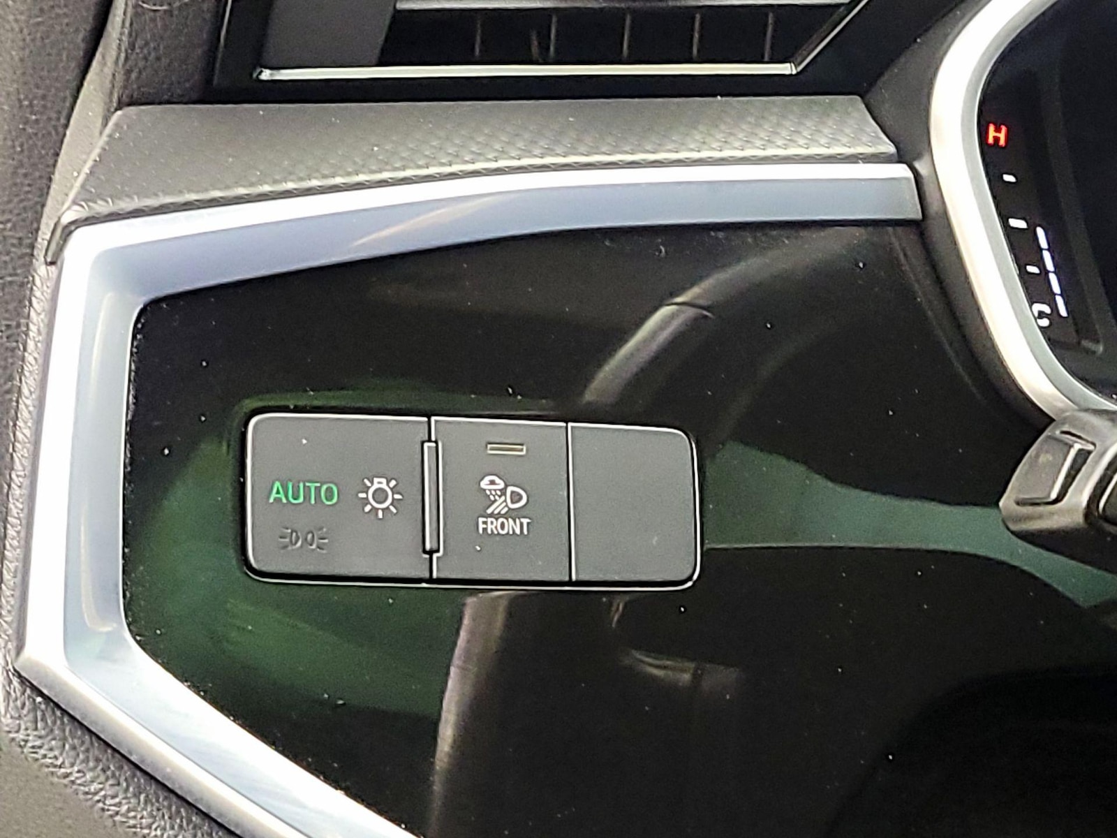 2022 Audi Q3 S Line Premium Plus - Photo 14