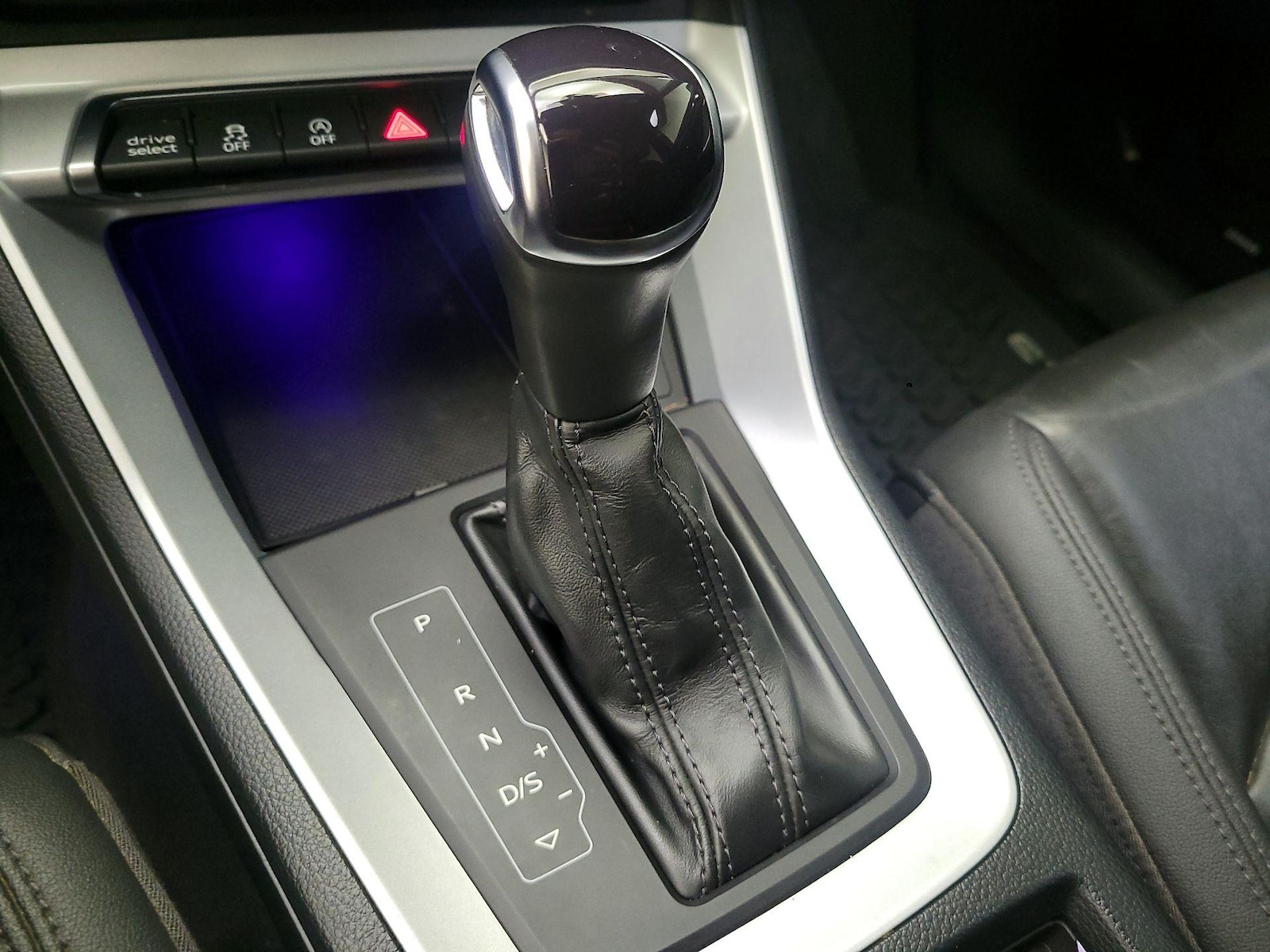 2022 Audi Q3 S Line Premium Plus - Photo 19