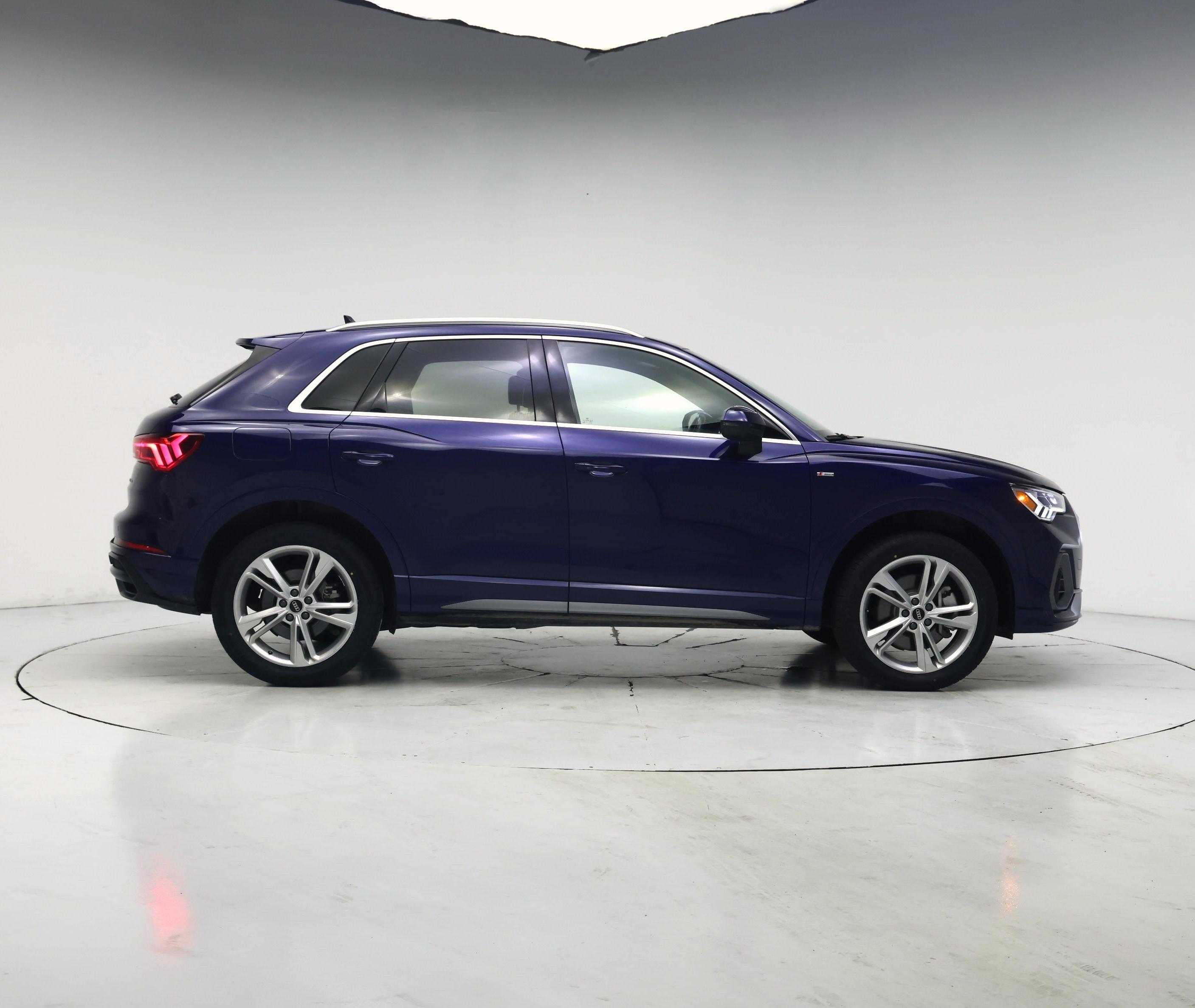 Thumbnail: 2022 Audi Q3 - 7