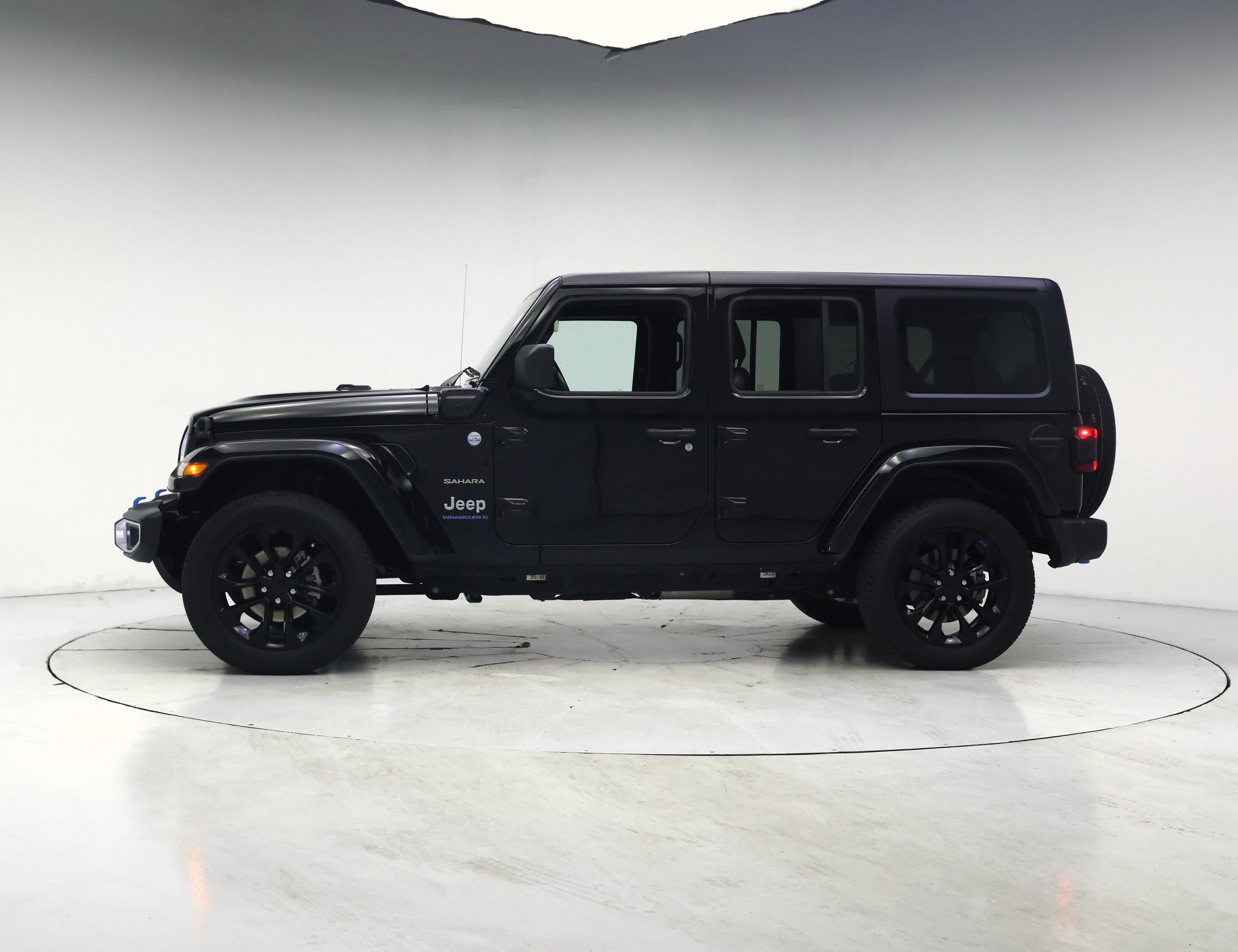 Thumbnail: 2023 Jeep Wrangler - 3