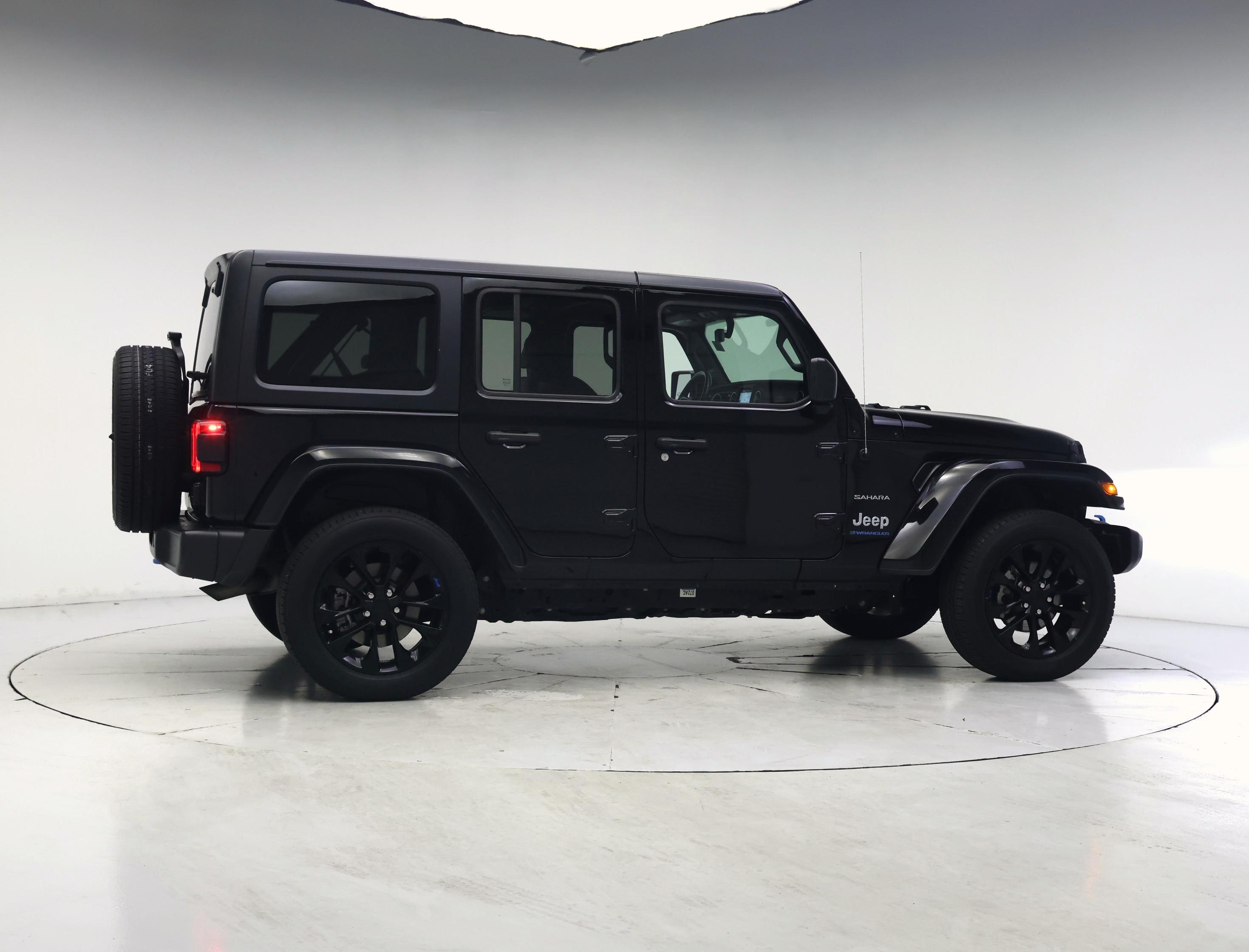 Thumbnail: 2023 Jeep Wrangler - 7
