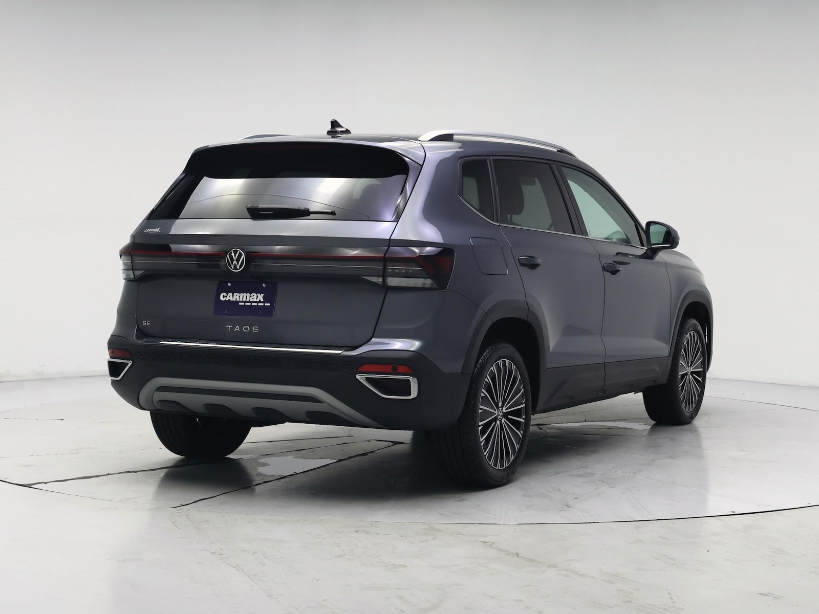 2025 Volkswagen Taos SE - Photo 9