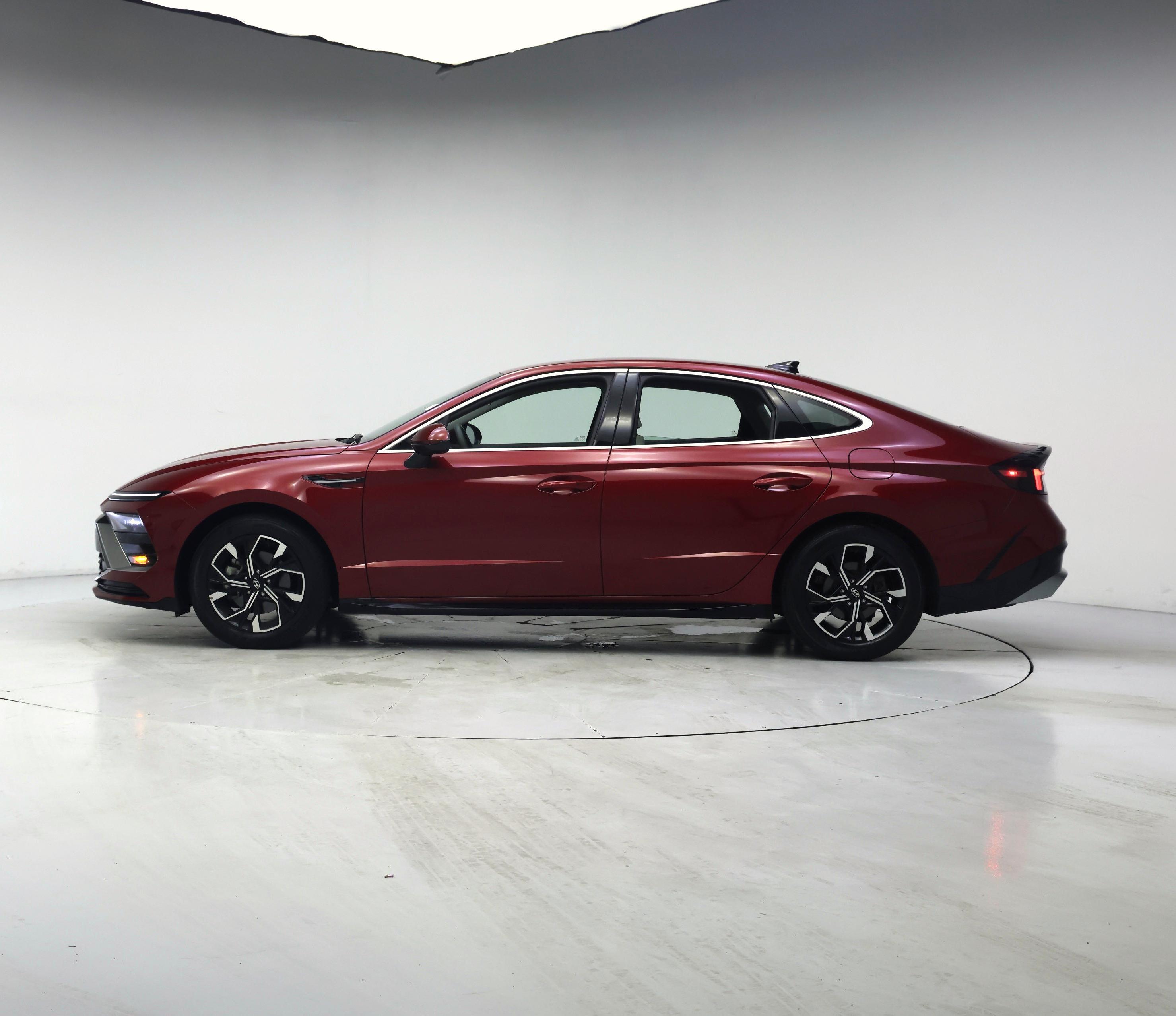 Thumbnail: 2025 Hyundai Sonata - 3