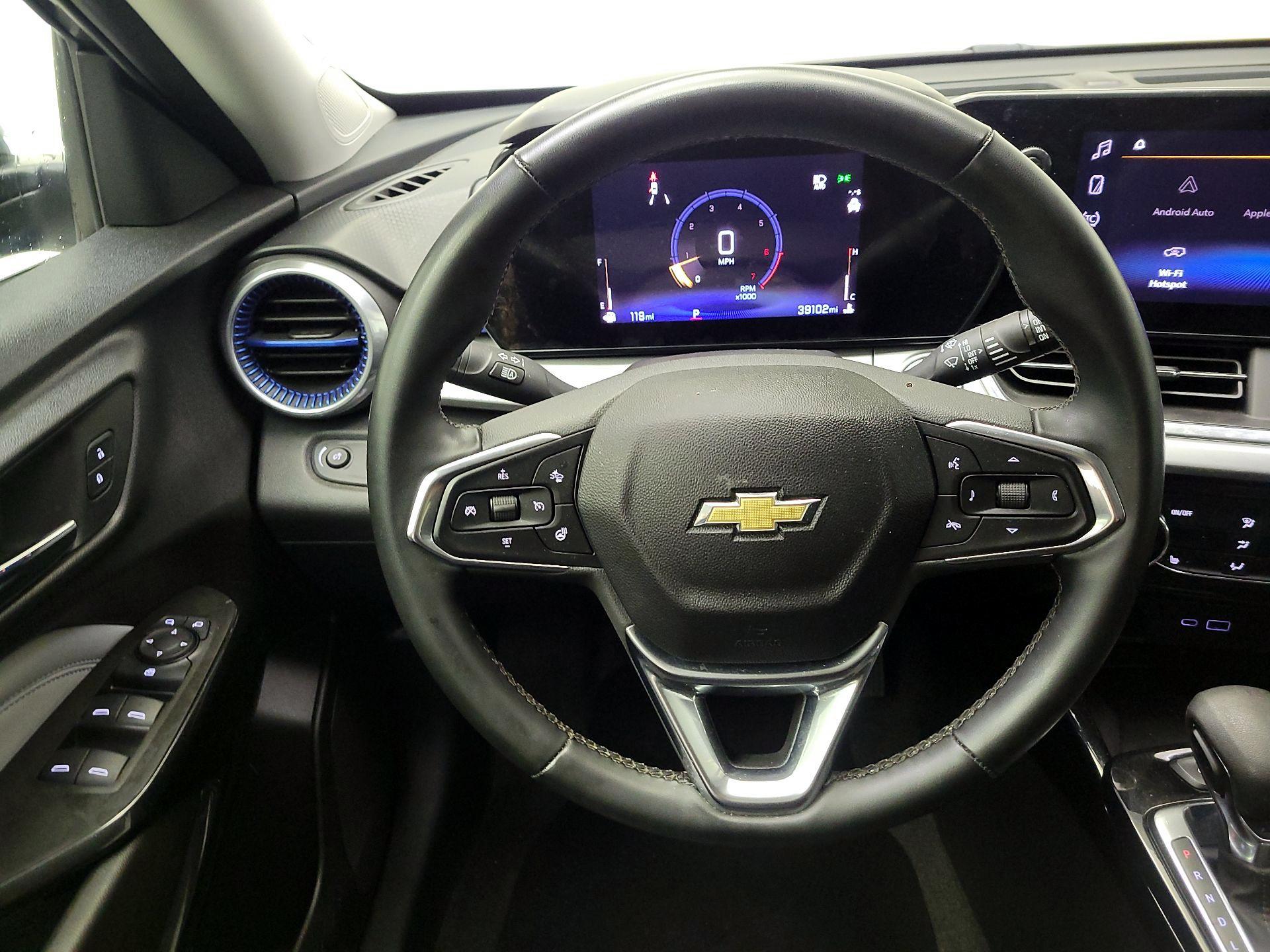 Thumbnail: 2024 Chevrolet Trax - 10