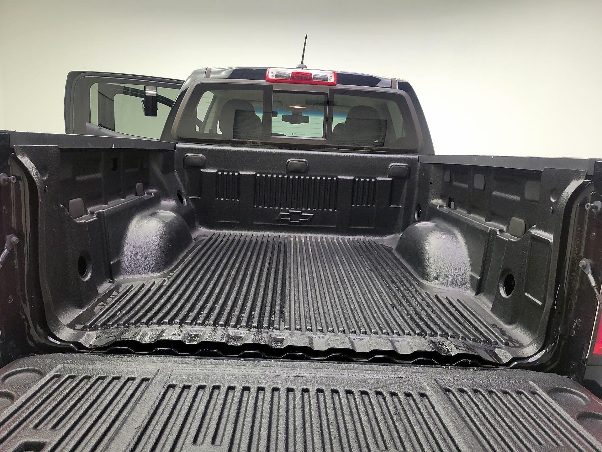 Thumbnail: 2018 Chevrolet Colorado - 20