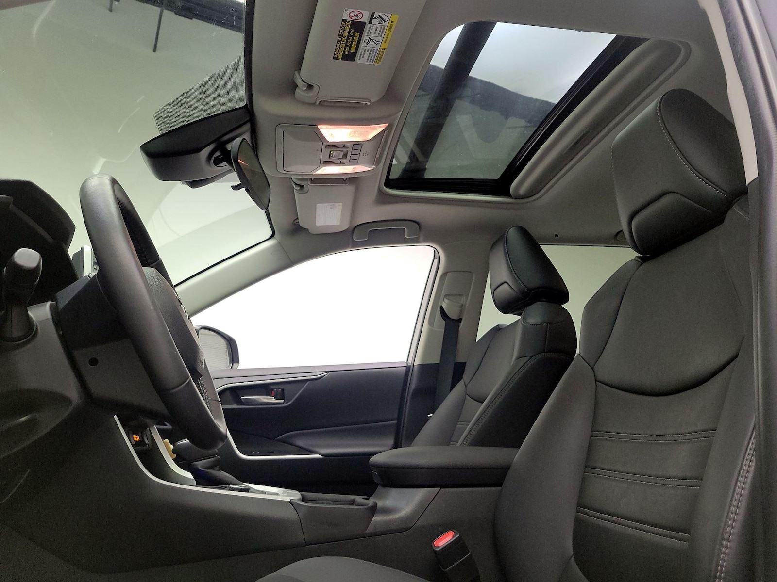2021 Toyota RAV4 XLE Premium - Photo 21