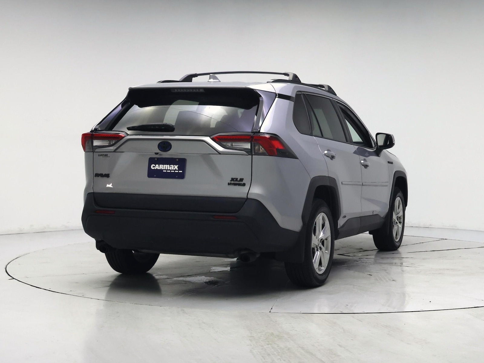 2021 Toyota RAV4 XLE Premium - Photo 9