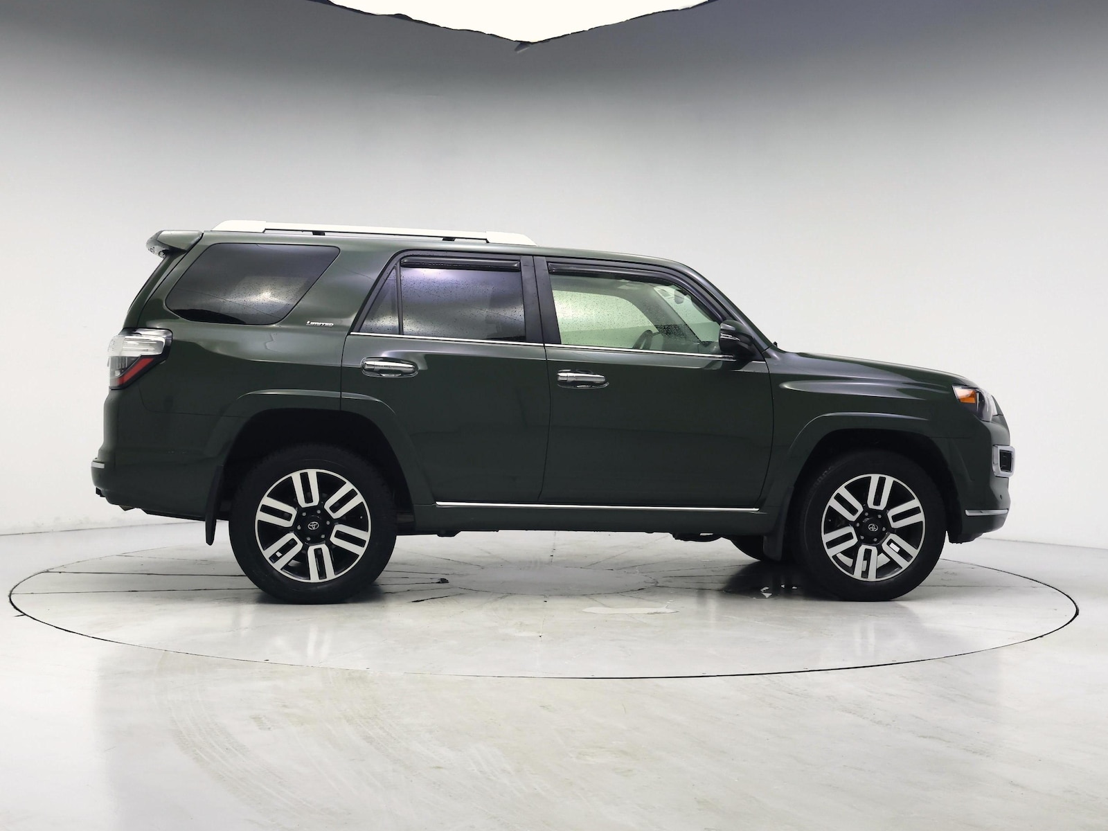 2022 Toyota 4Runner Limited - Photo 8