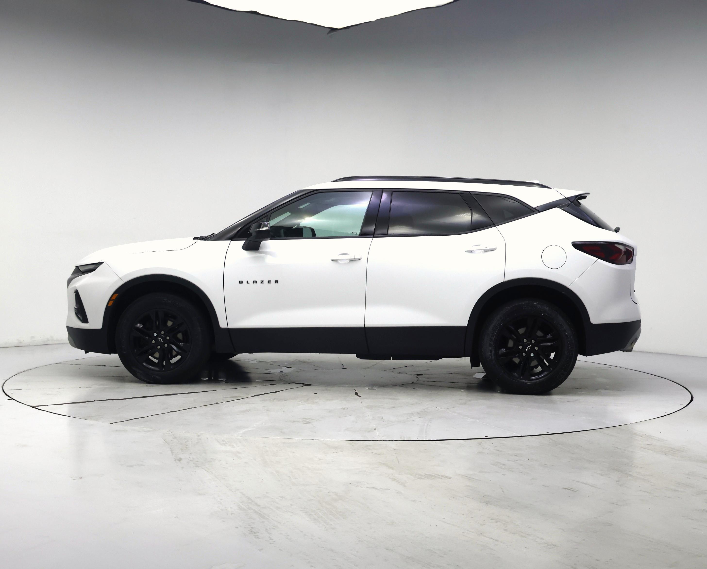 Thumbnail: 2022 Chevrolet Blazer - 3