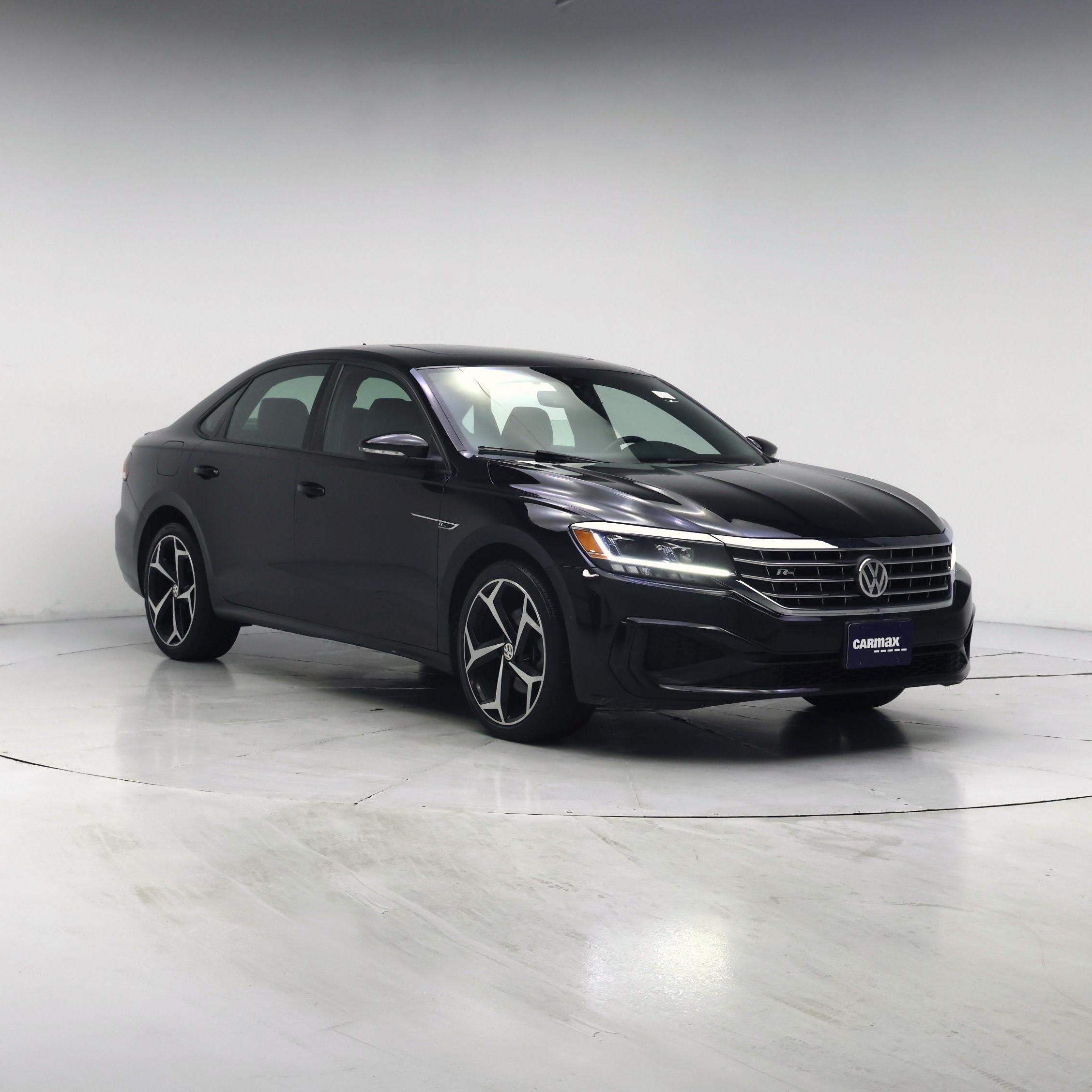 Black 2021 Volkswagen Passat Sedan Front-Wheel Drive Automatic