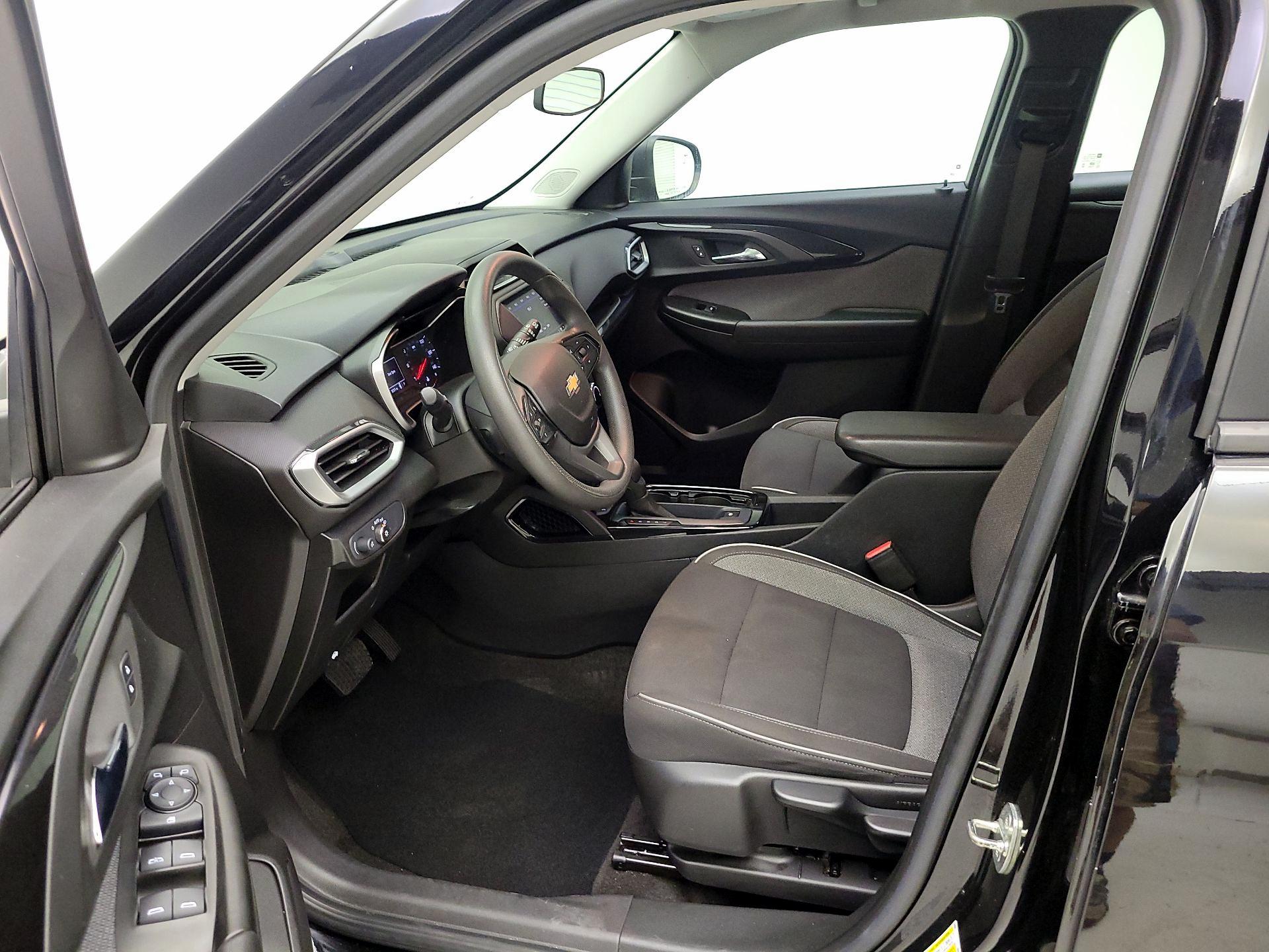Thumbnail: 2021 Chevrolet TrailBlazer - 11