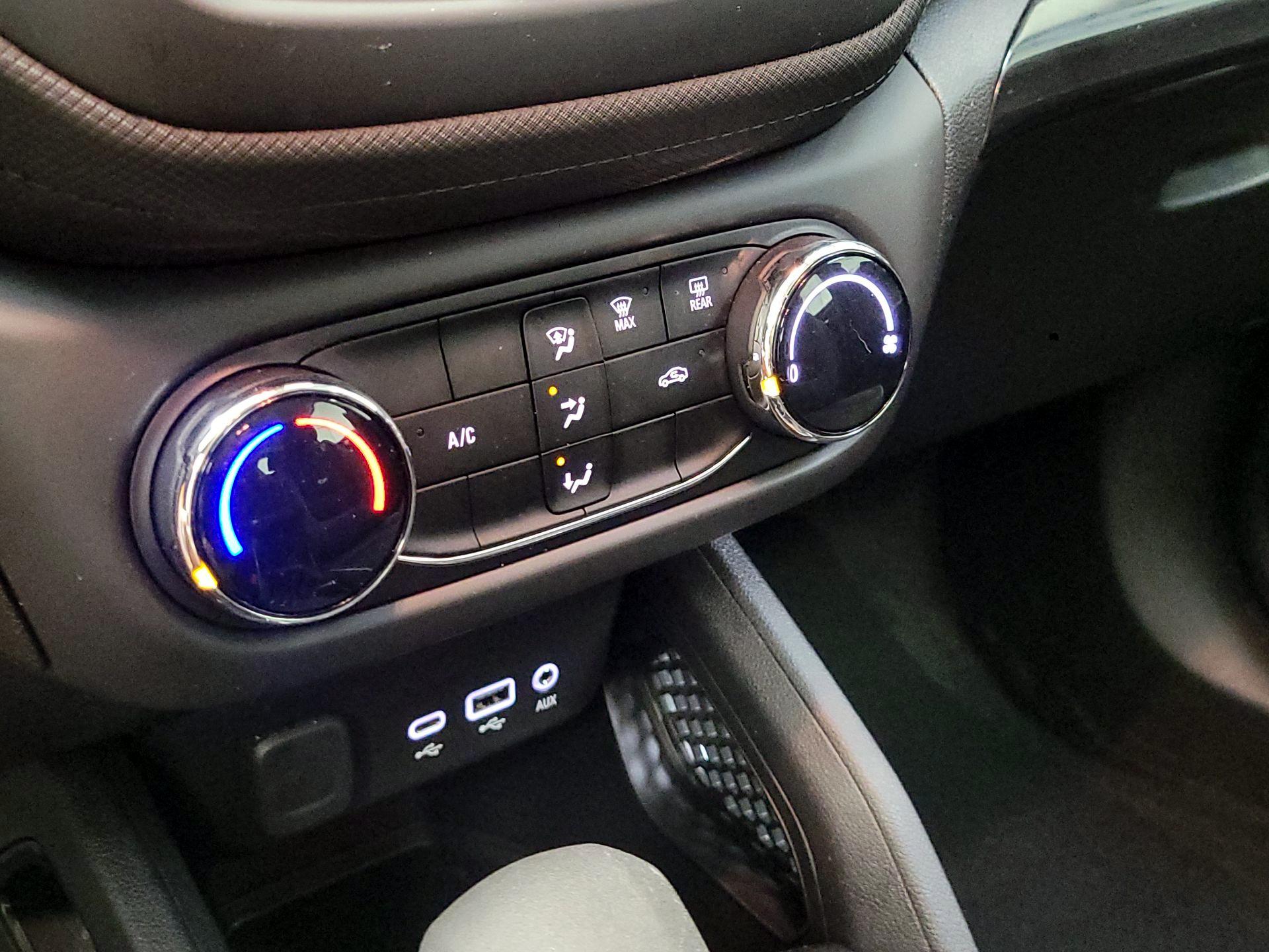 Thumbnail: 2021 Chevrolet TrailBlazer - 16