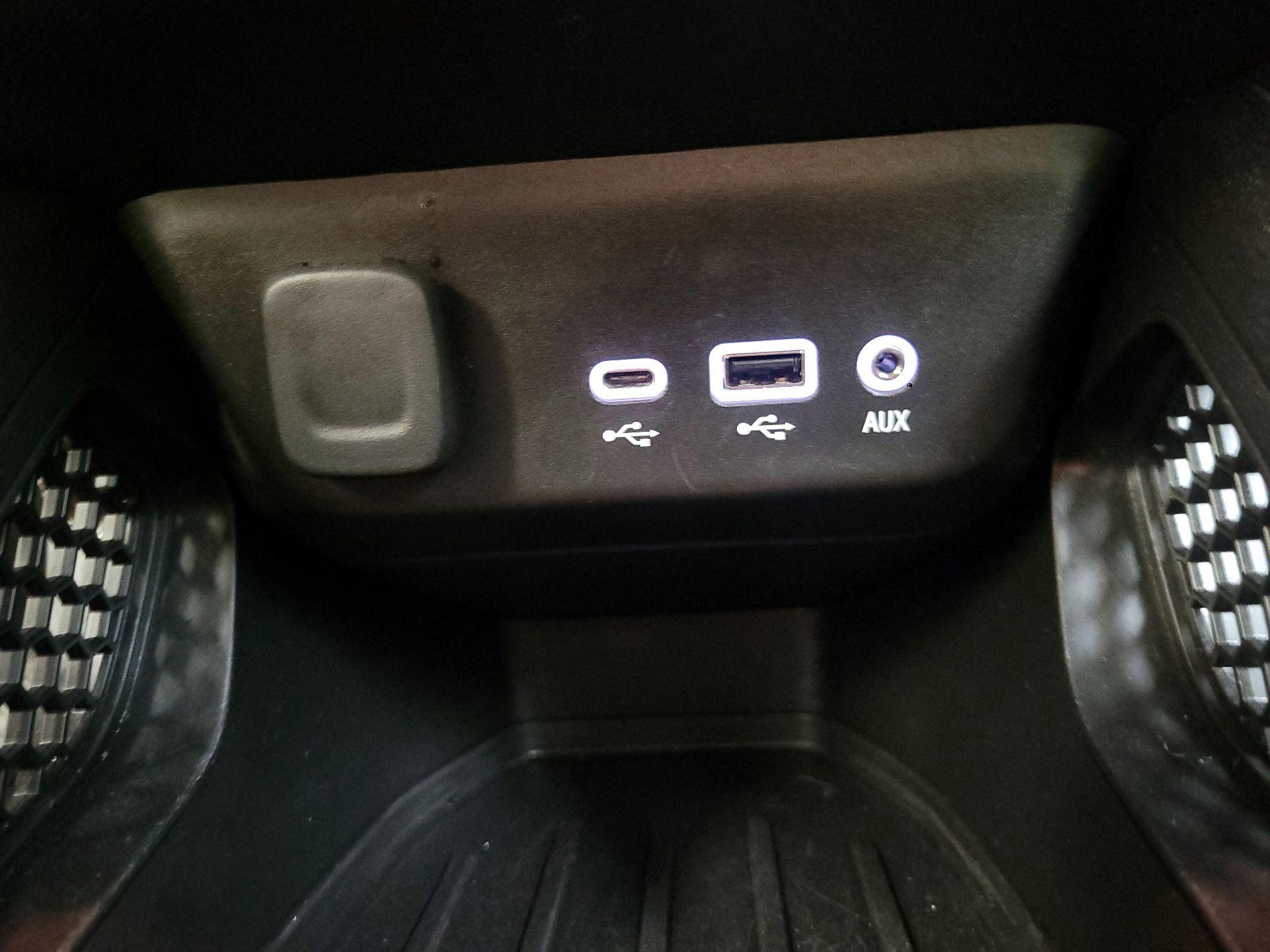 Thumbnail: 2021 Chevrolet TrailBlazer - 18