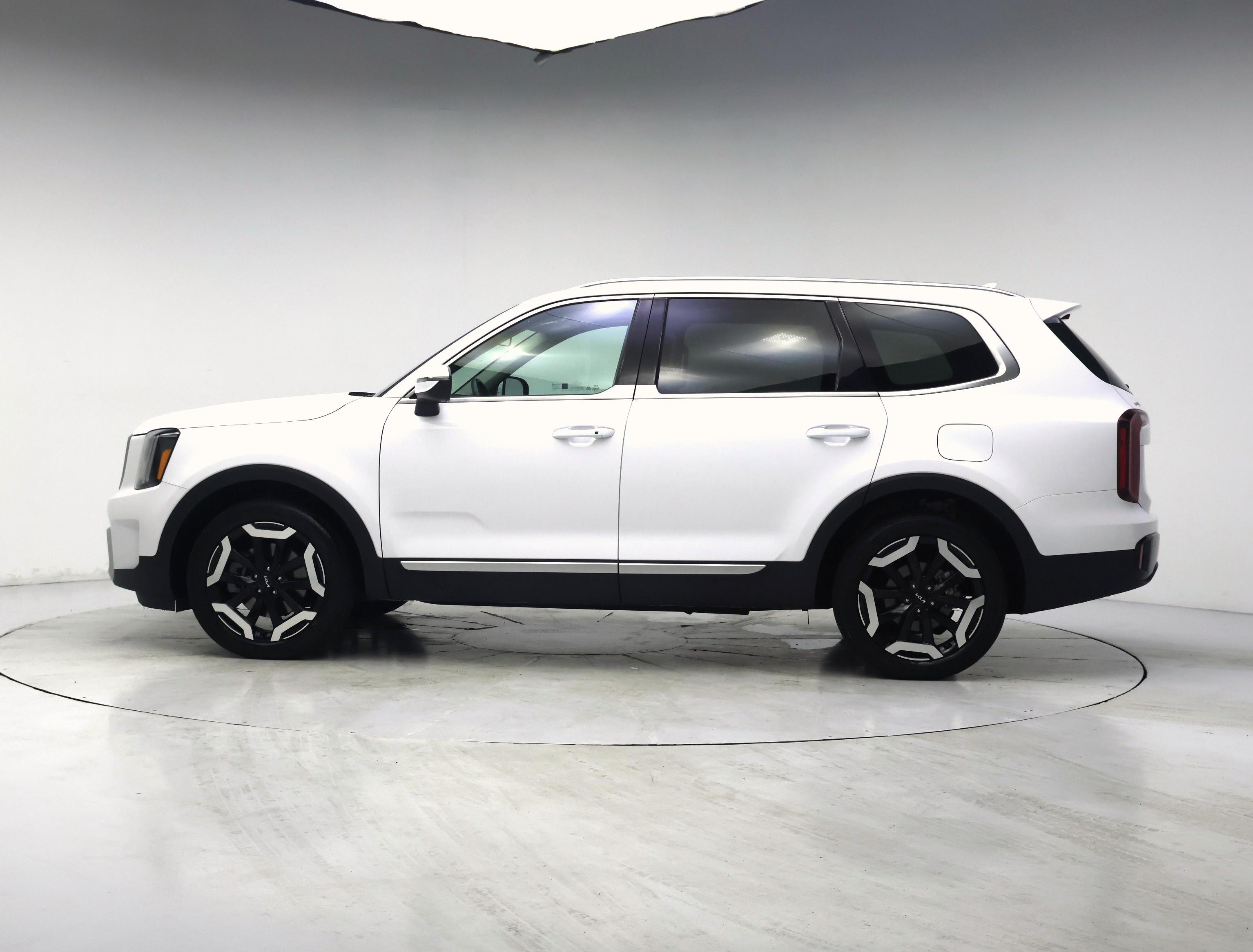 Thumbnail: 2025 Kia Telluride - 3
