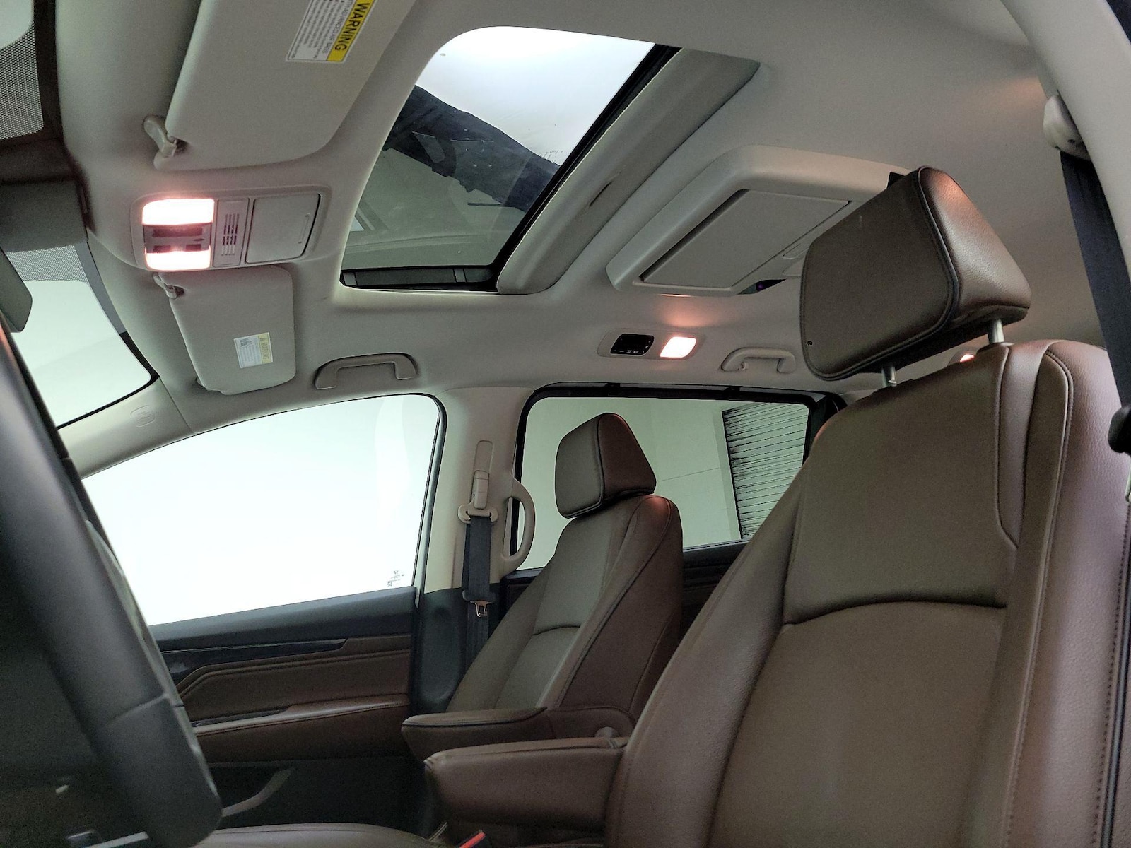 2025 Honda Odyssey Touring - Photo 21