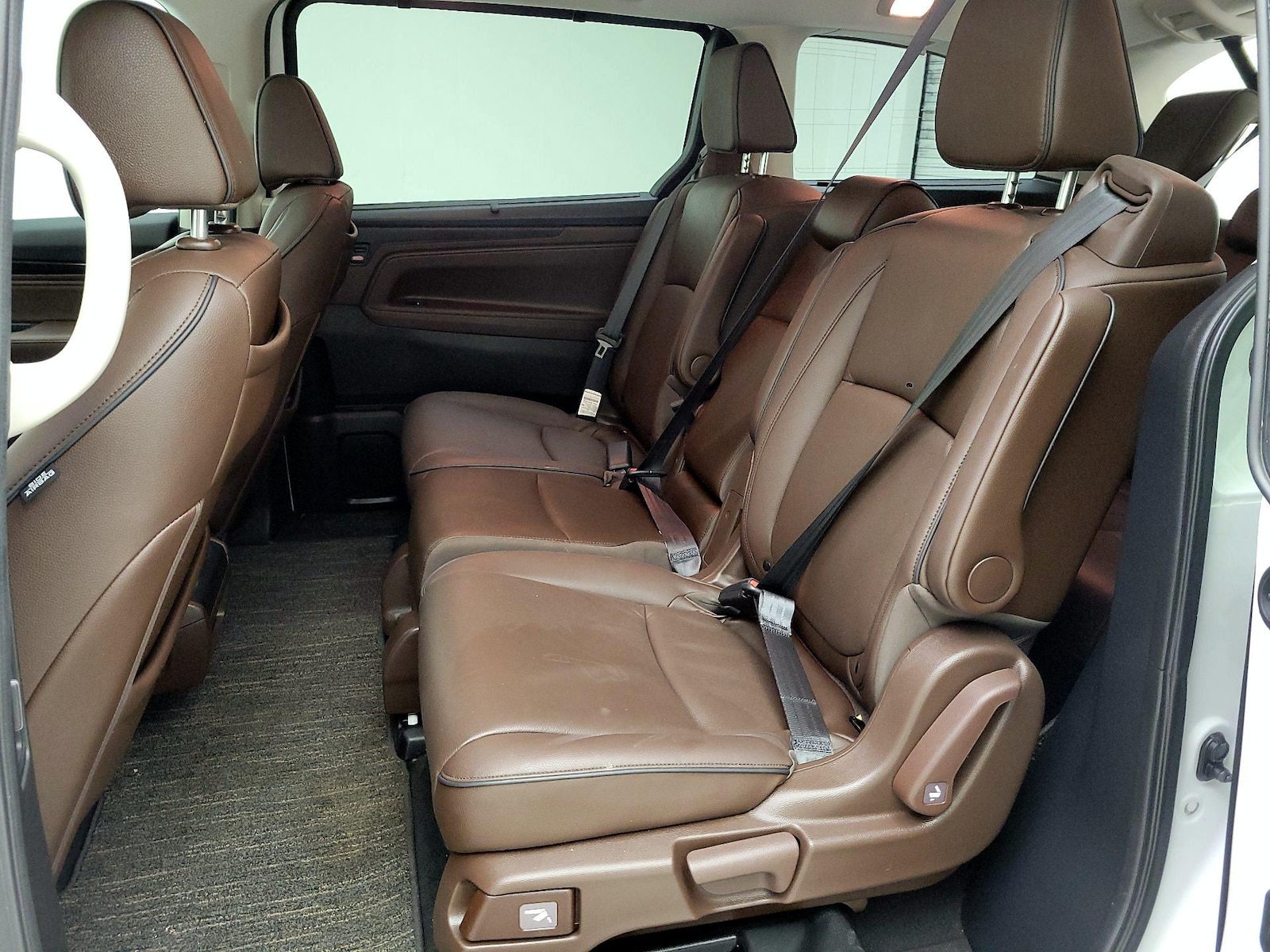 2025 Honda Odyssey Touring - Photo 22