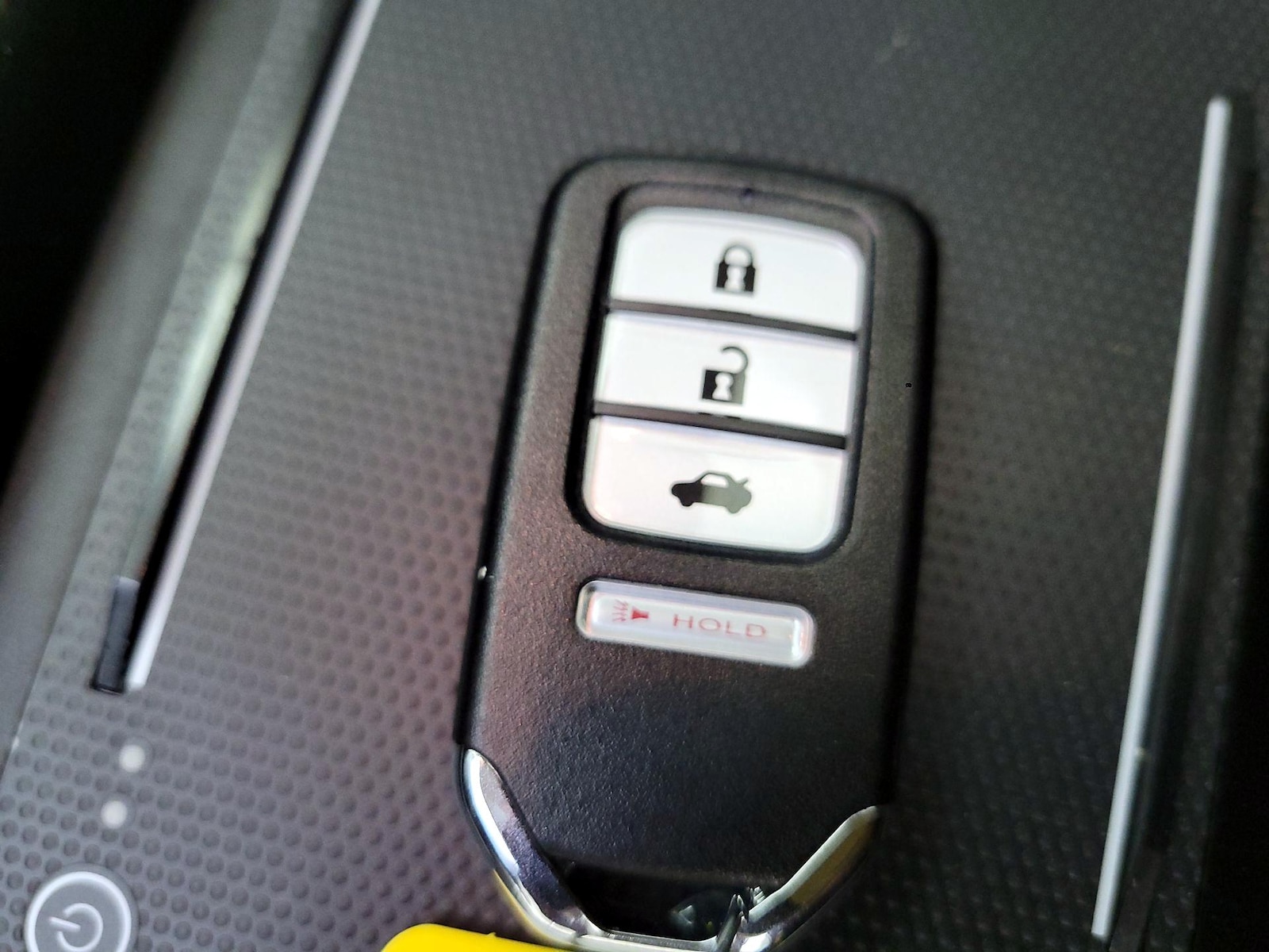 2025 Honda Odyssey Touring - Photo 27