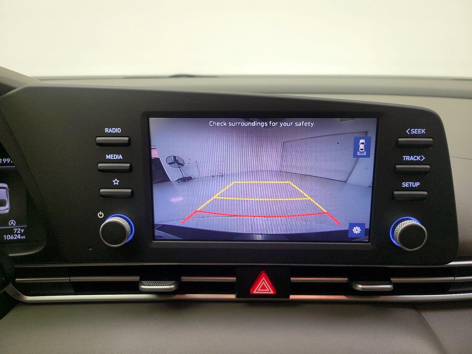 2021 Hyundai Elantra SE - Photo 15