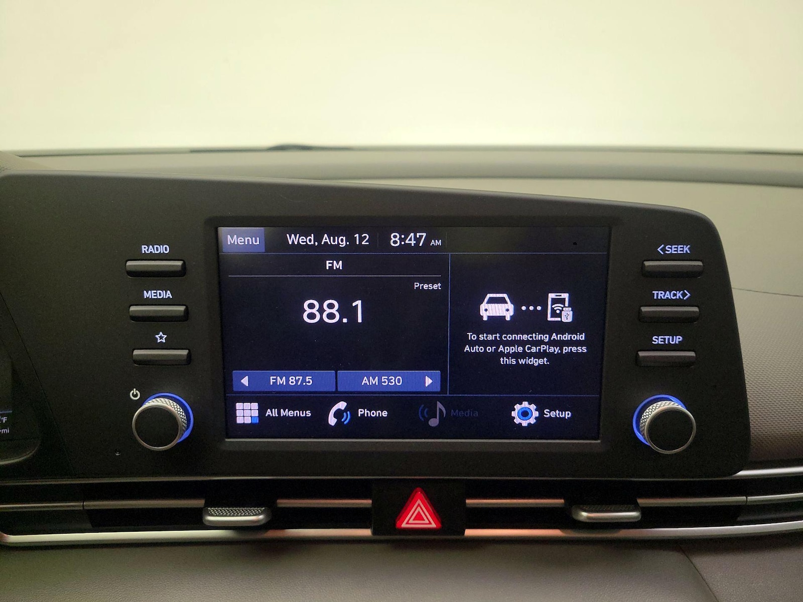 2021 Hyundai Elantra SE - Photo 16