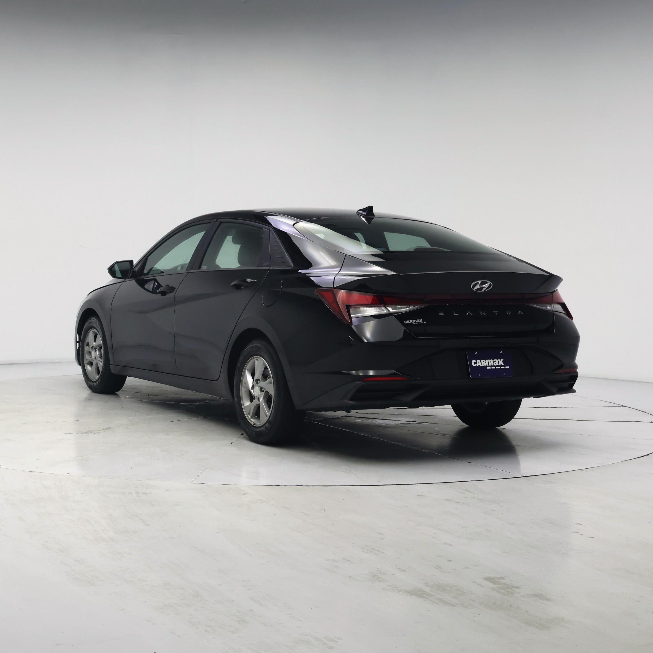 Thumbnail: 2021 Hyundai Elantra - 2