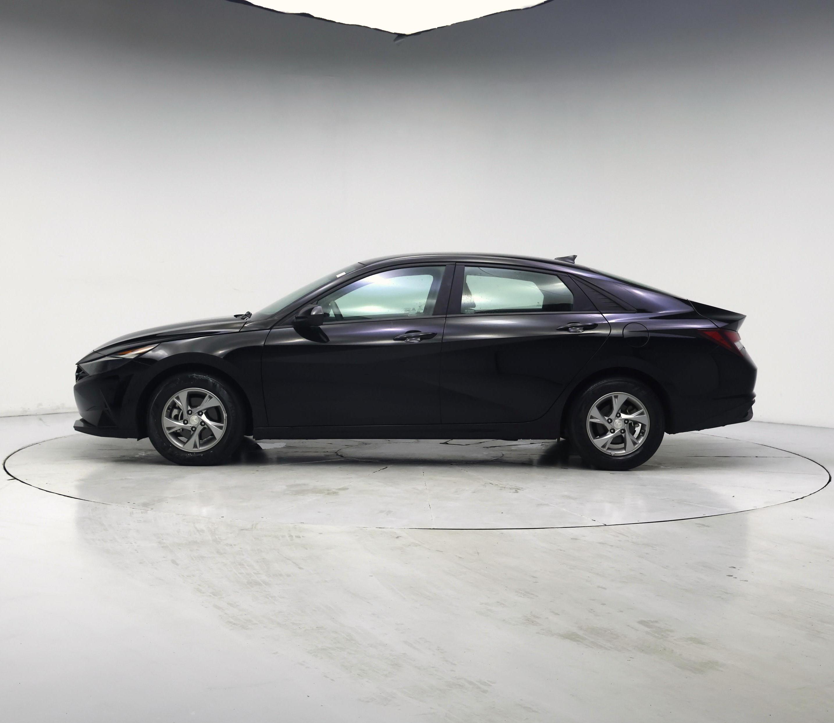 Thumbnail: 2021 Hyundai Elantra - 3