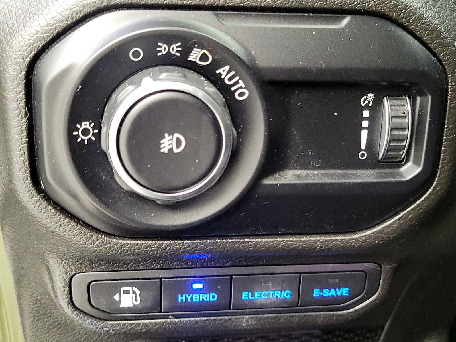 2023 Jeep Wrangler 4xe Sahara 4XE - Photo 14