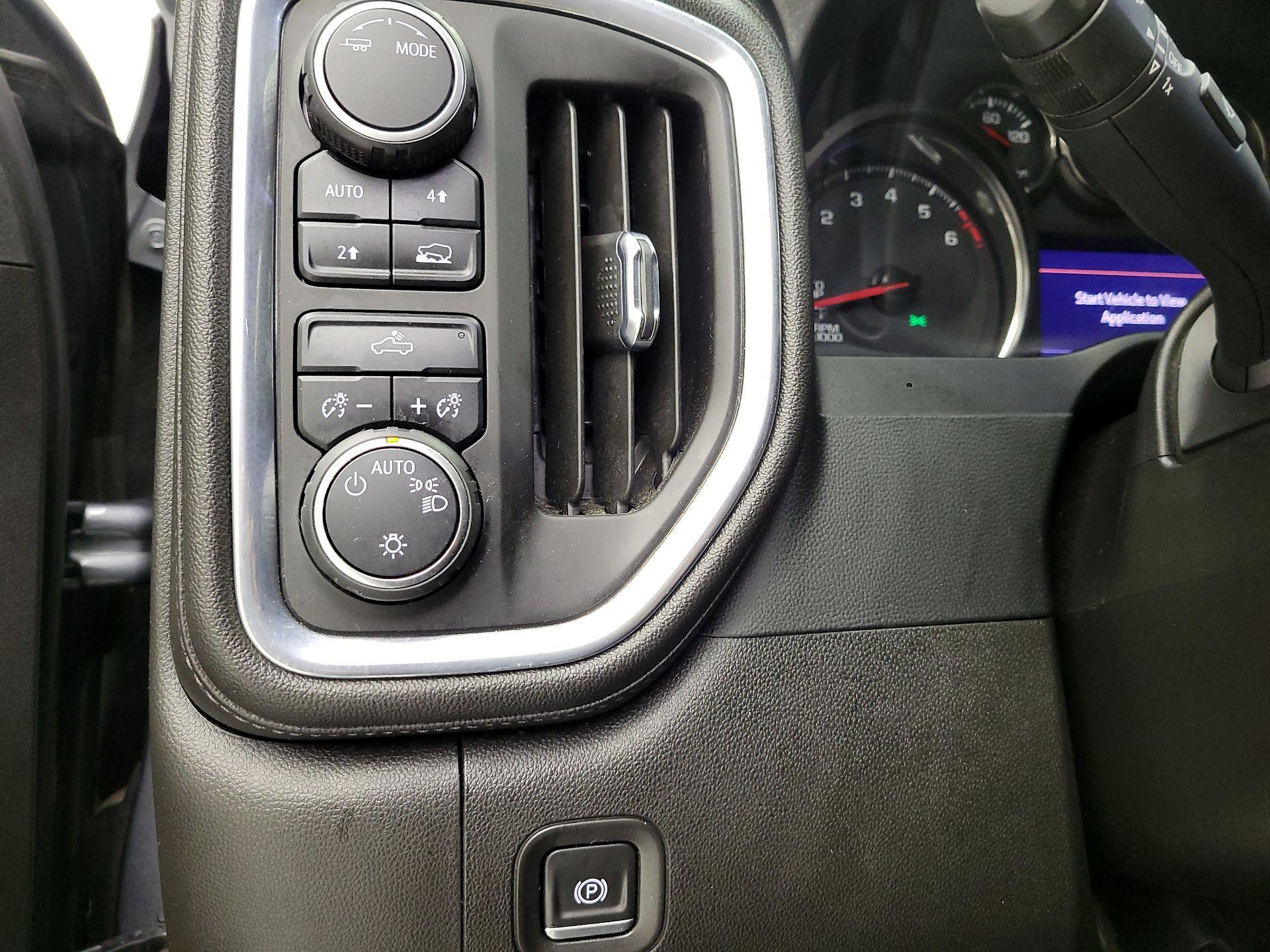 Thumbnail: 2022 Chevrolet Silverado 1500 - 13