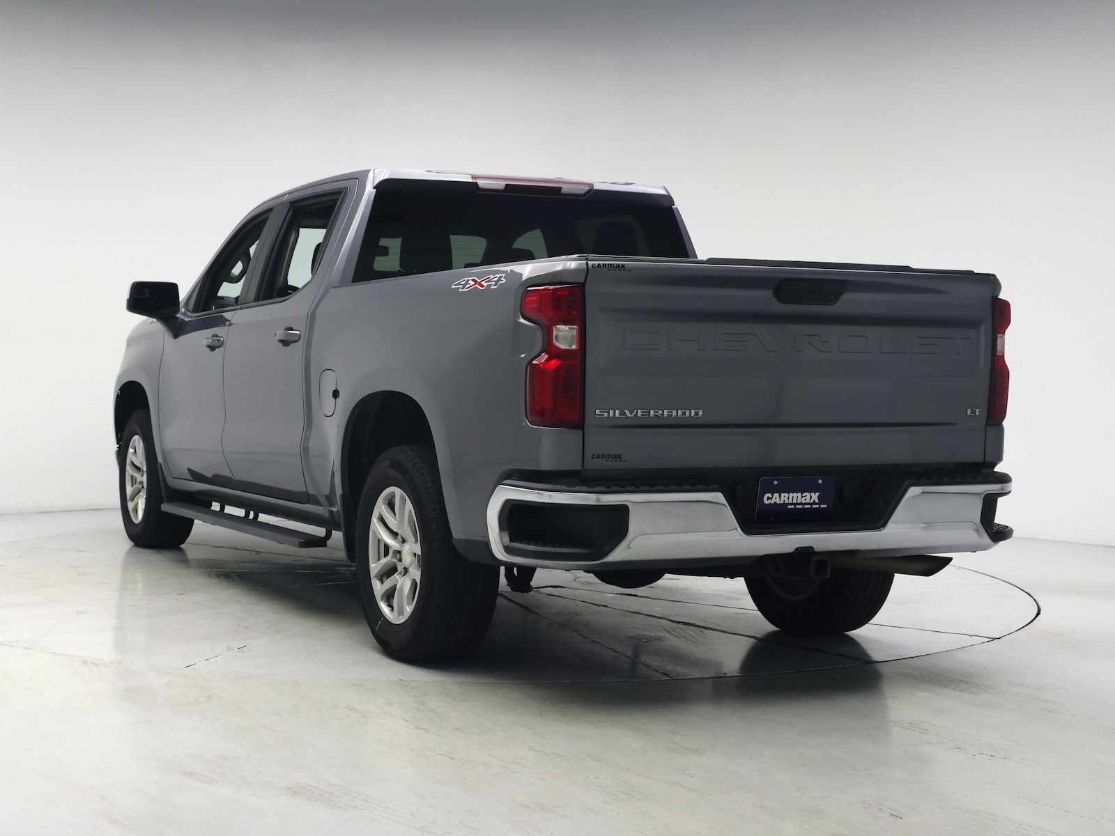 2022 Chevrolet Silverado 1500 LT - Photo 3