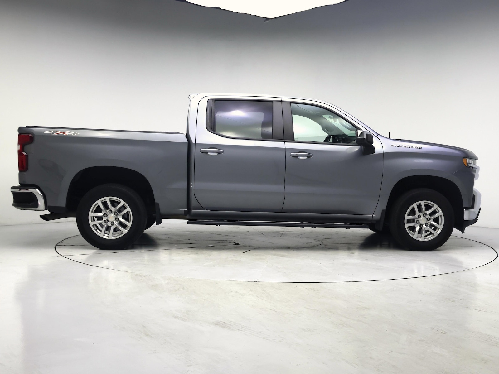 2022 Chevrolet Silverado 1500 LT - Photo 8