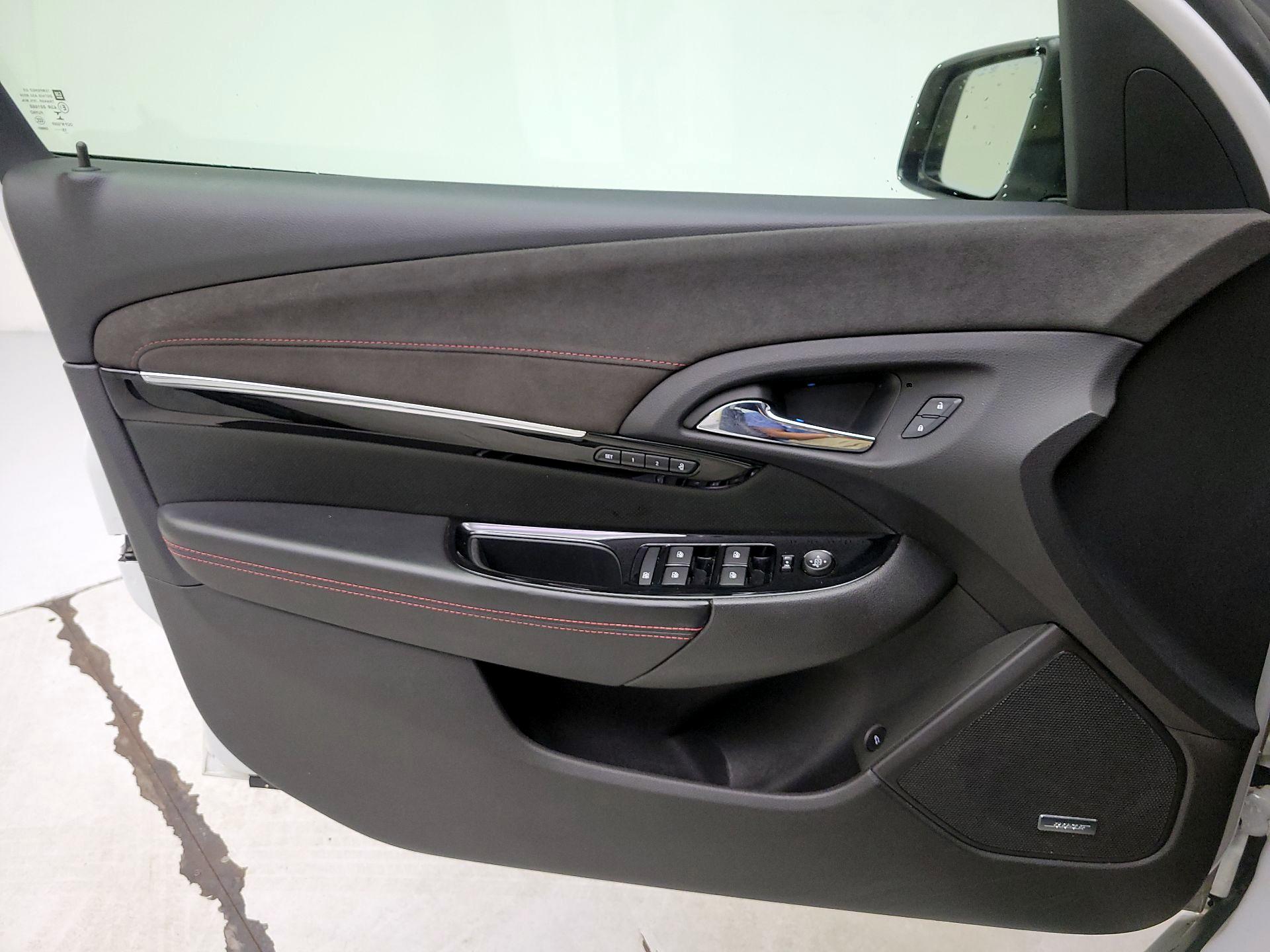 Thumbnail: 2016 Chevrolet  - 12
