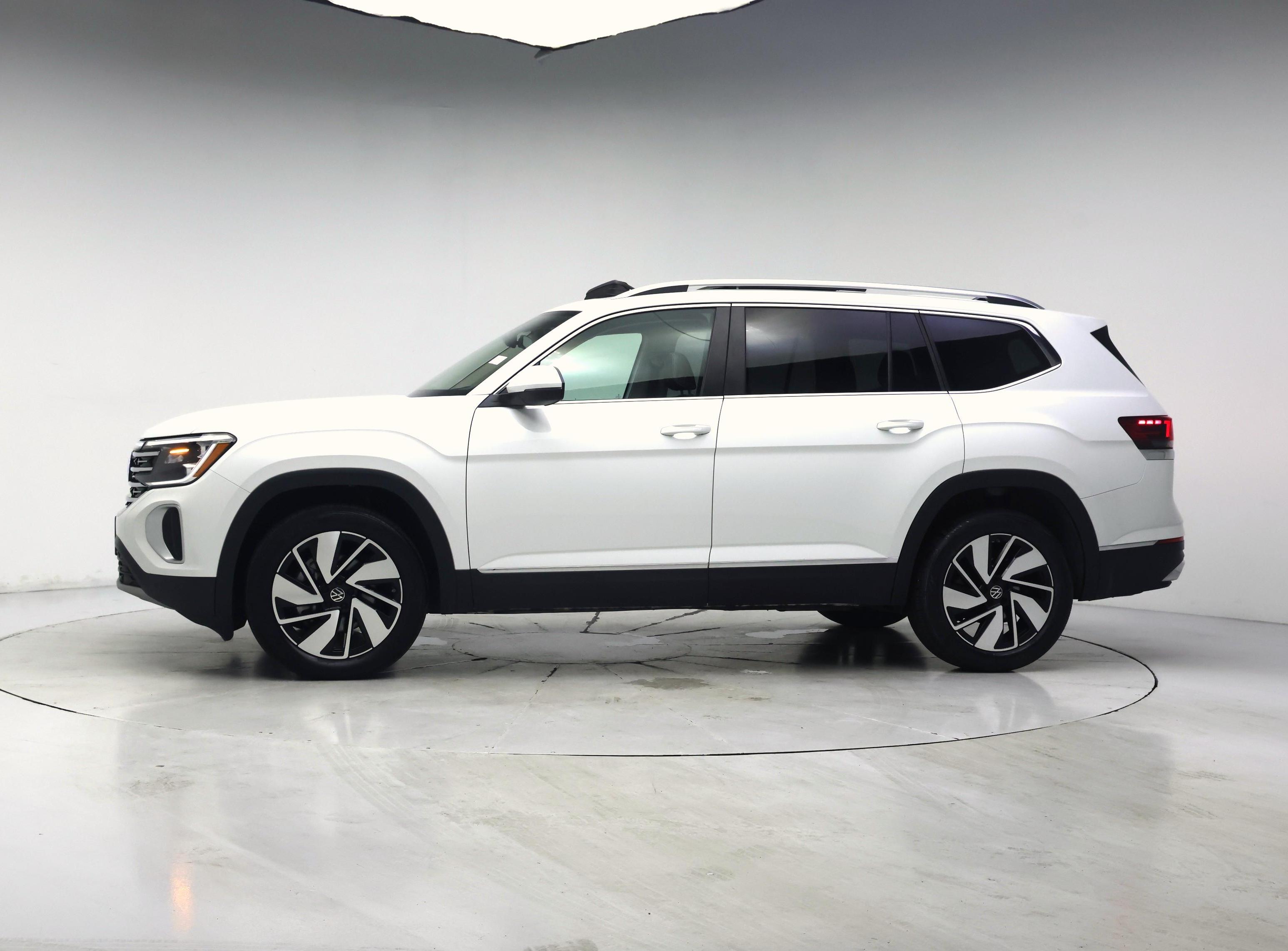 Thumbnail: 2025 Volkswagen Atlas - 3